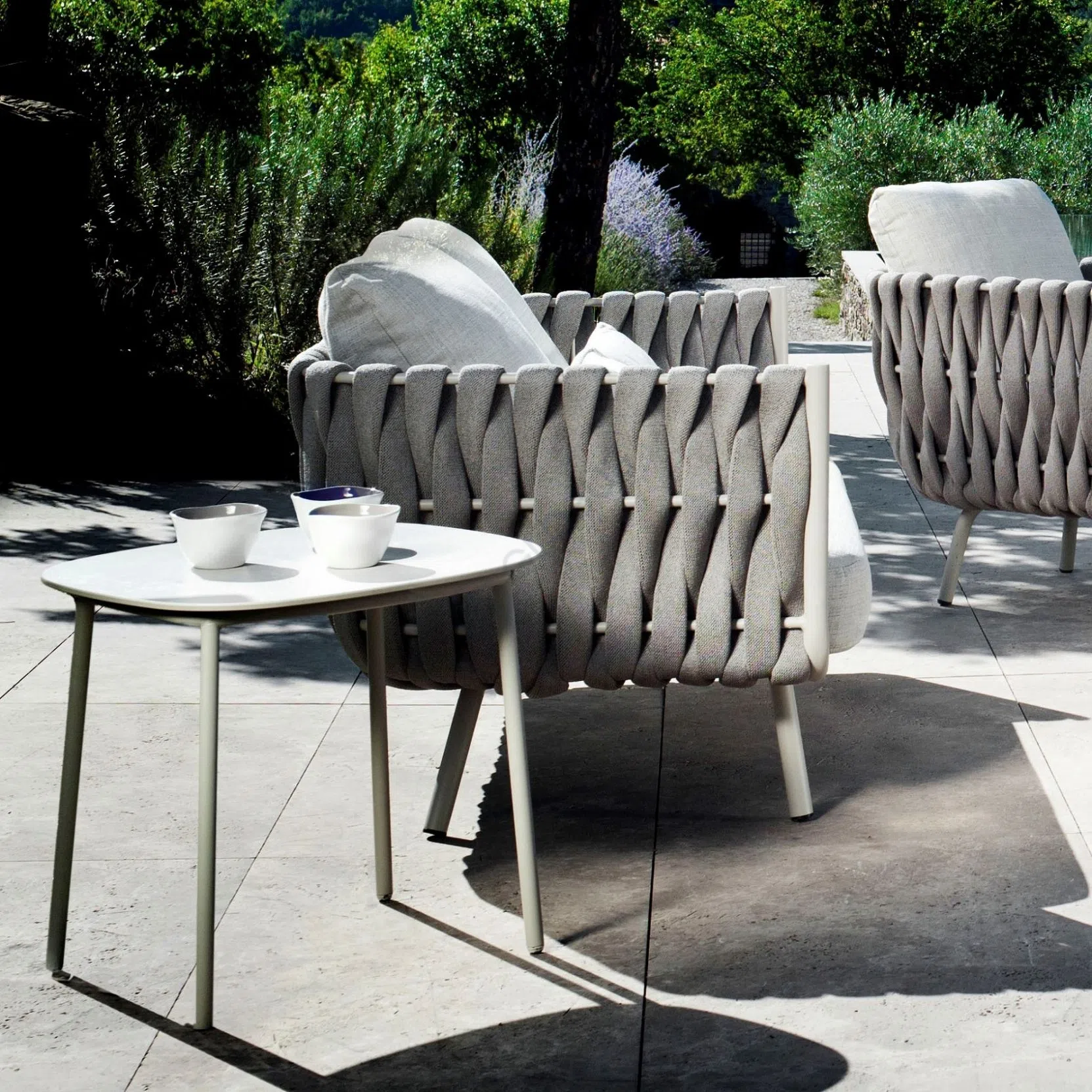 Уличный угловой столик TRIBU Tosca