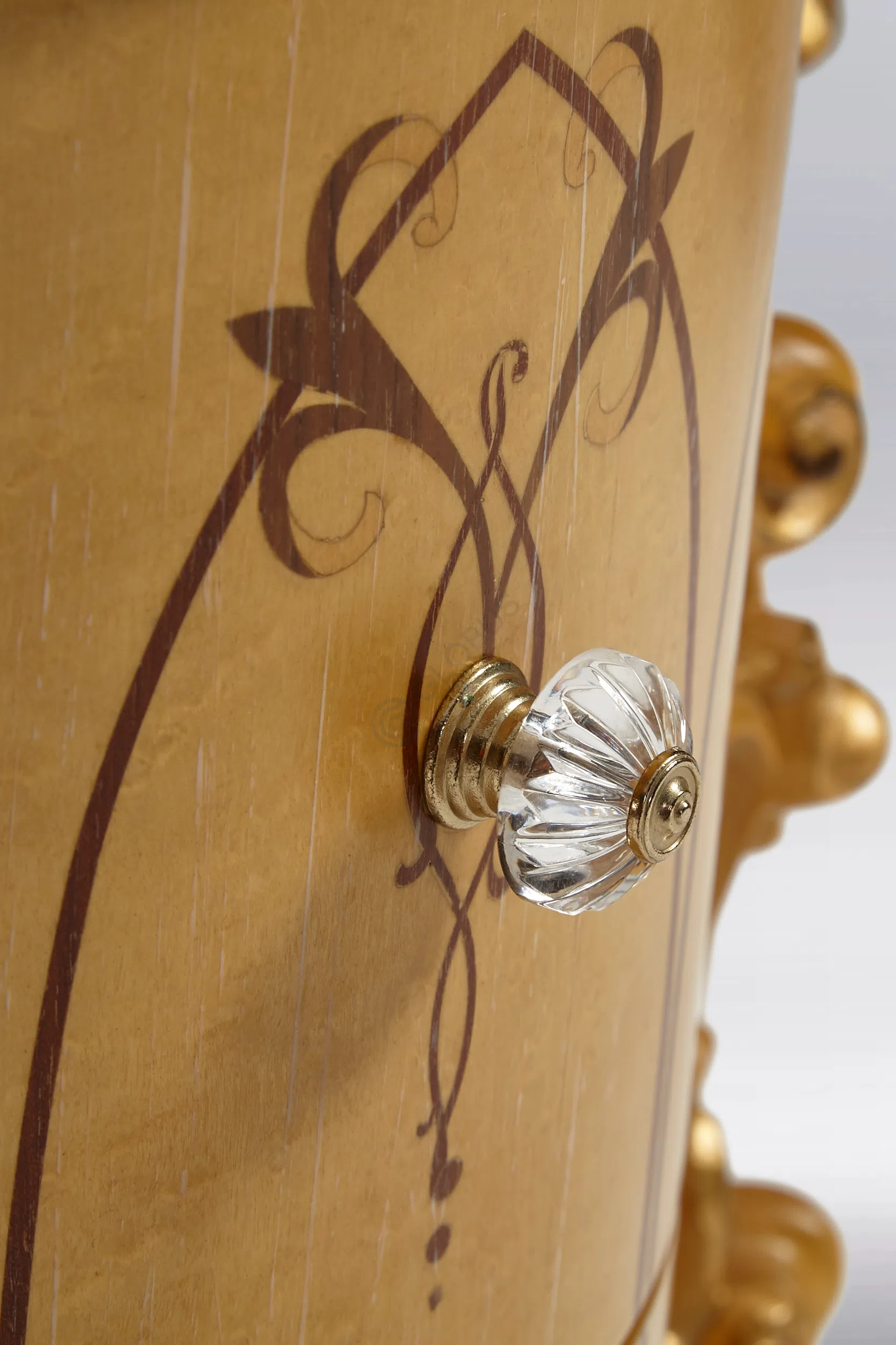 Прикроватная тумба Hadrienne