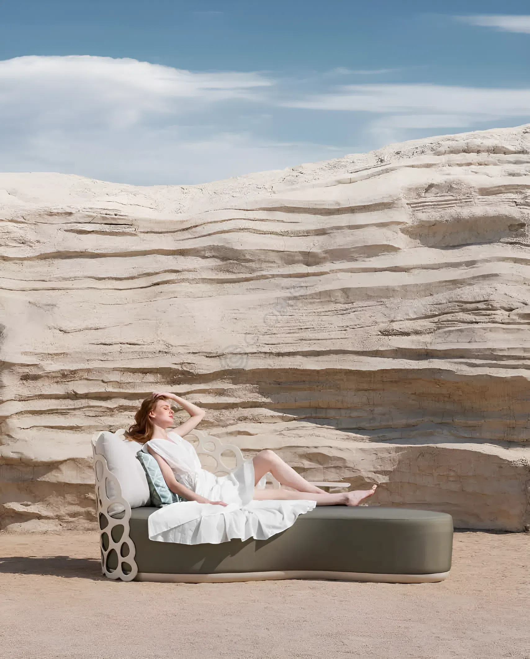 Уличная кушетка Lictiense