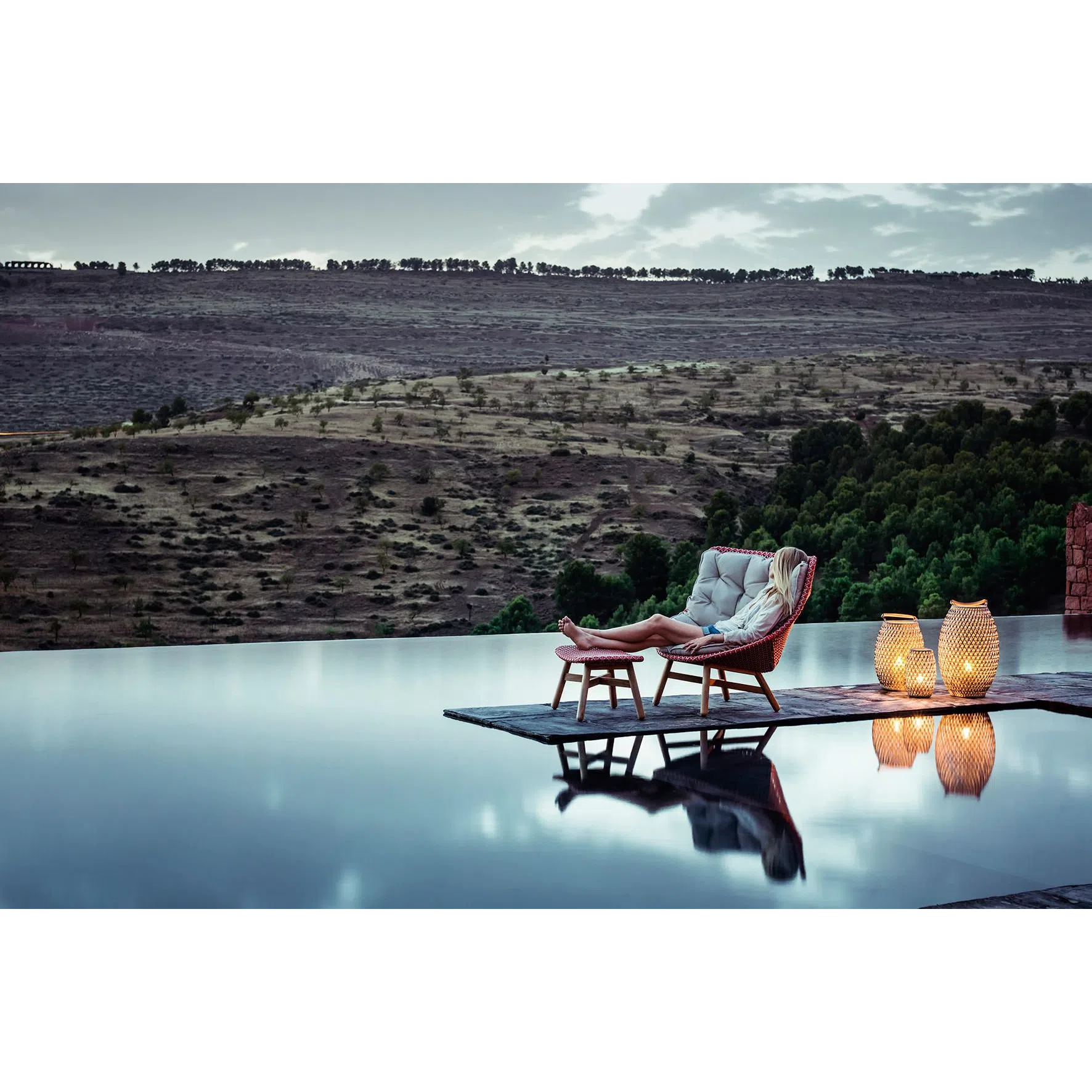 Уличное кресло DEDON Mbrace