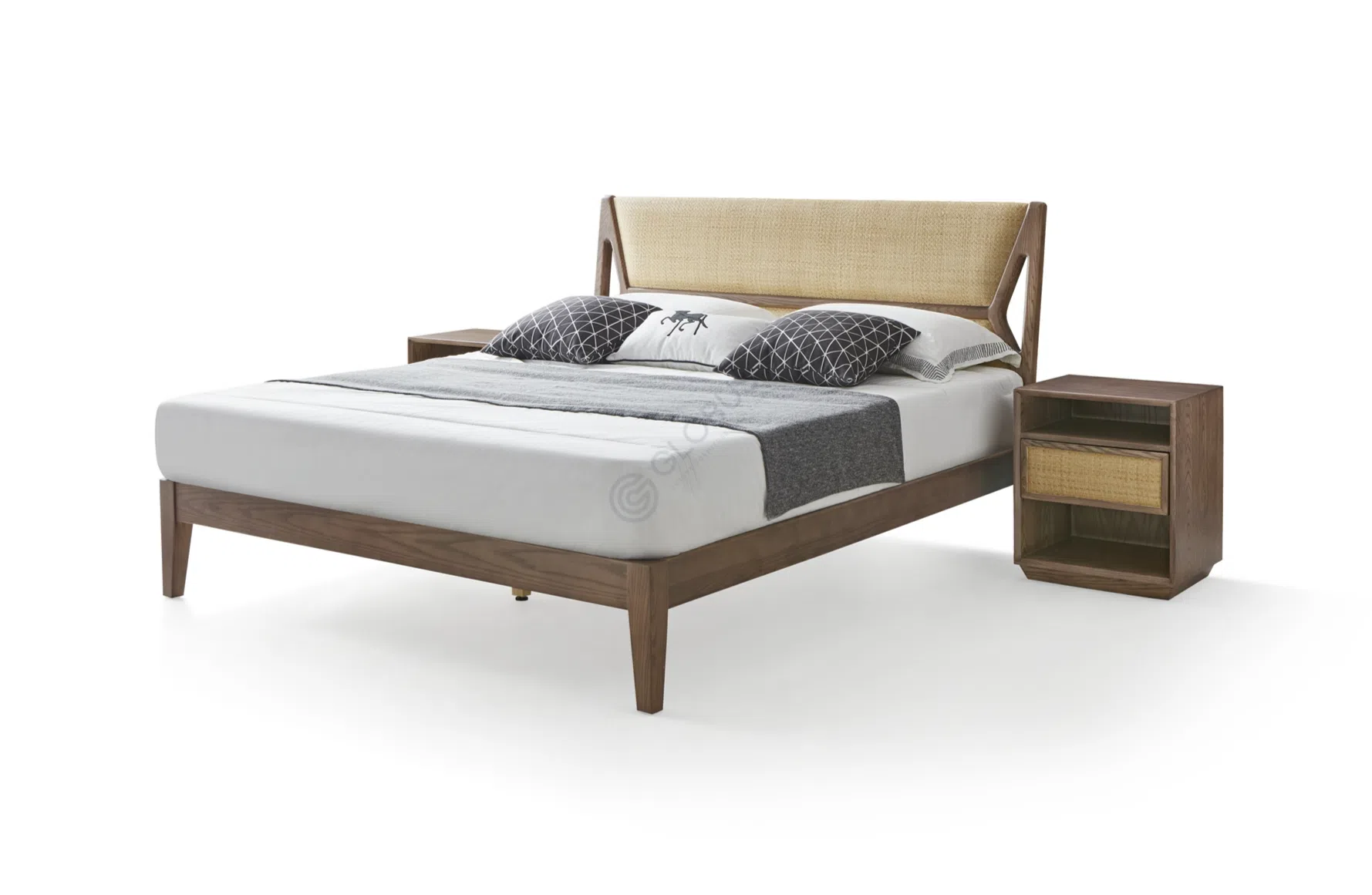 Кровать Leonart