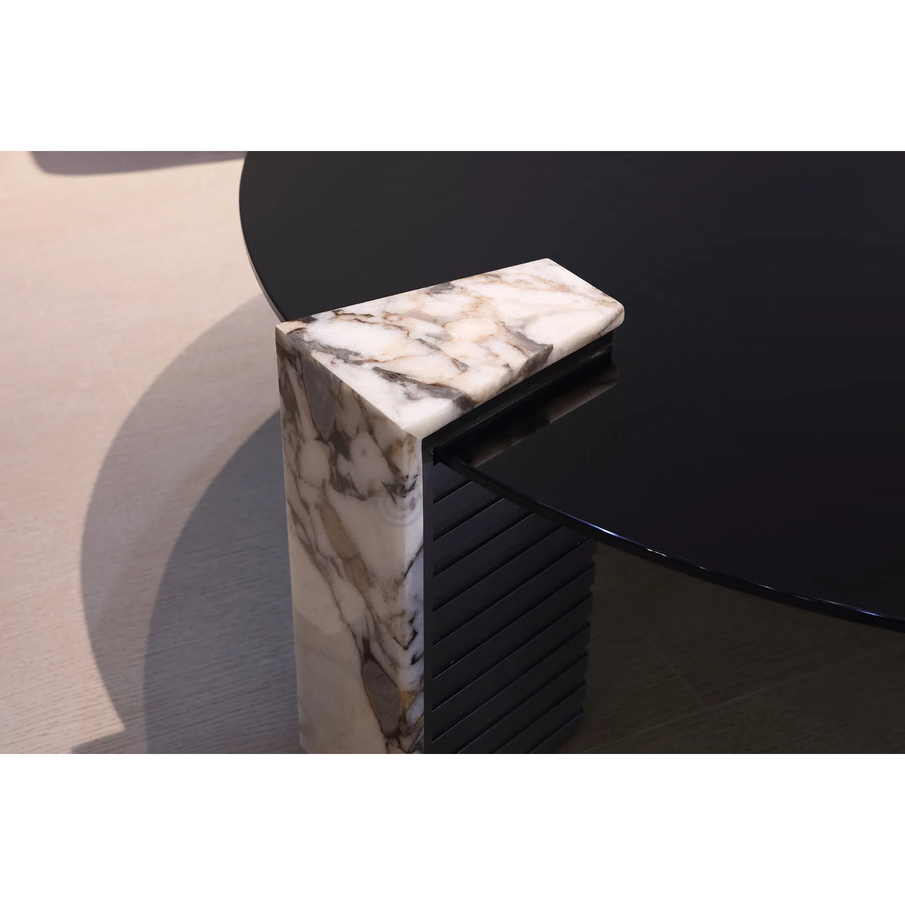 Журнальный столик VISIONNAIRE Admeto