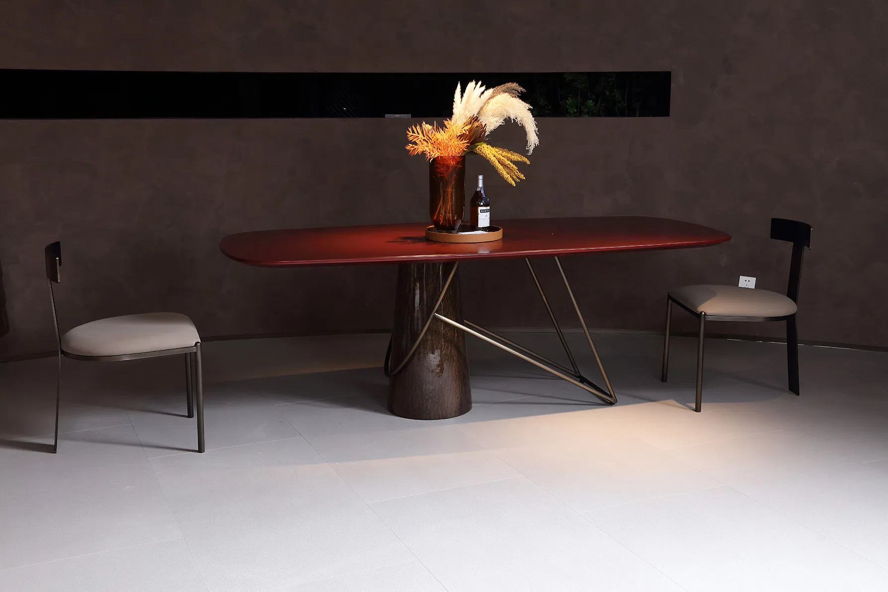 Обеденный стол Guw