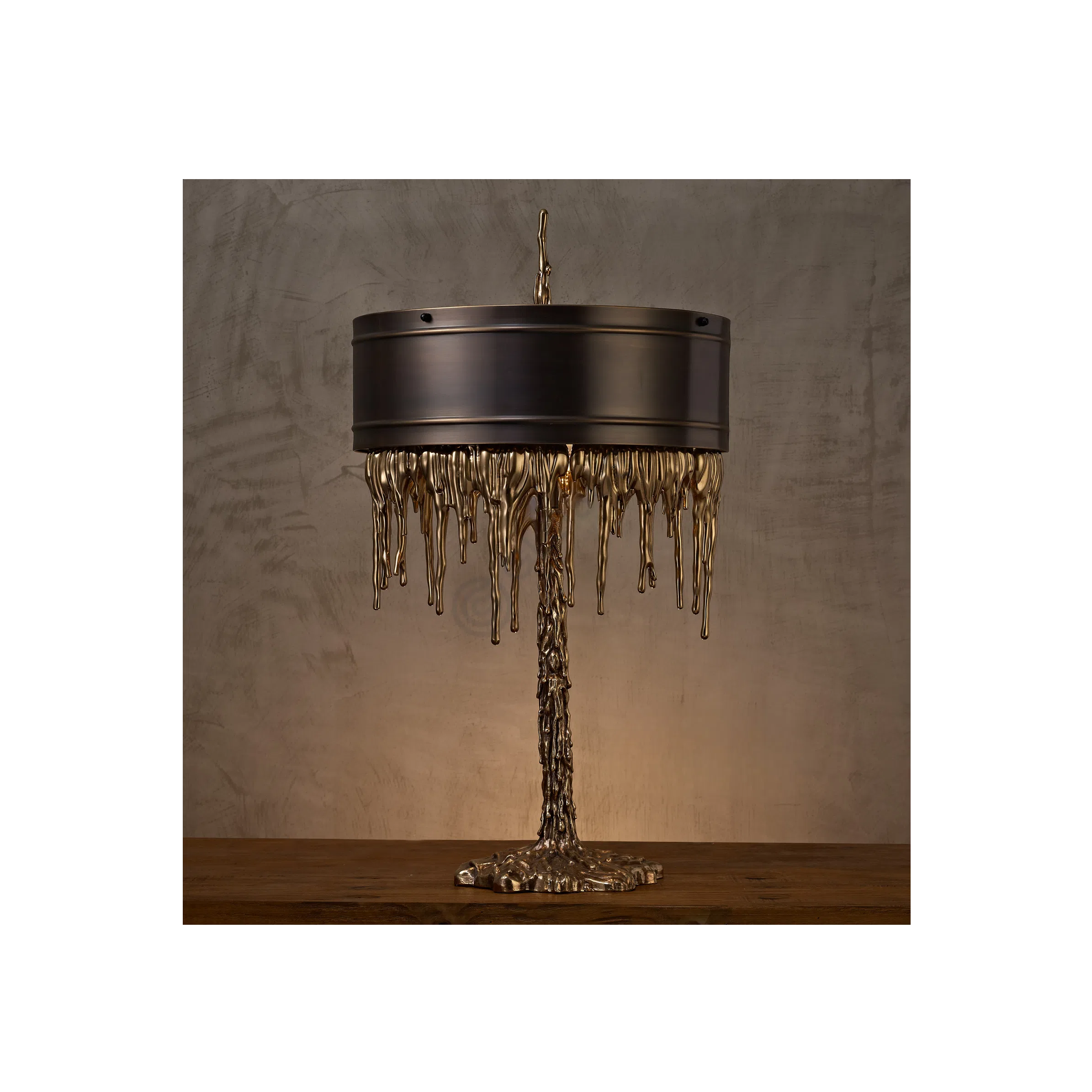 Настольная лампа Quillena