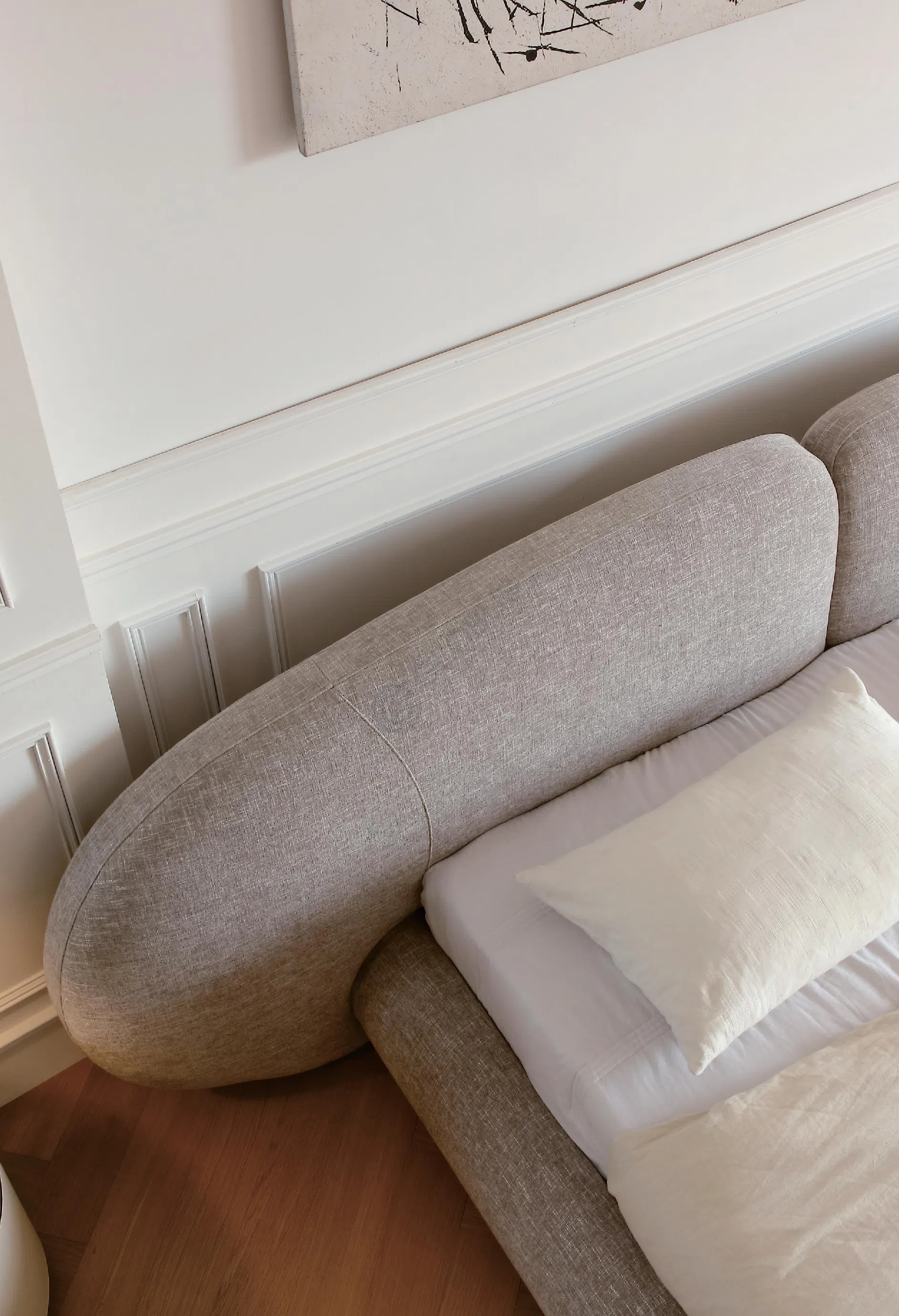 Кровать NATUZZI ITALIA Memoria