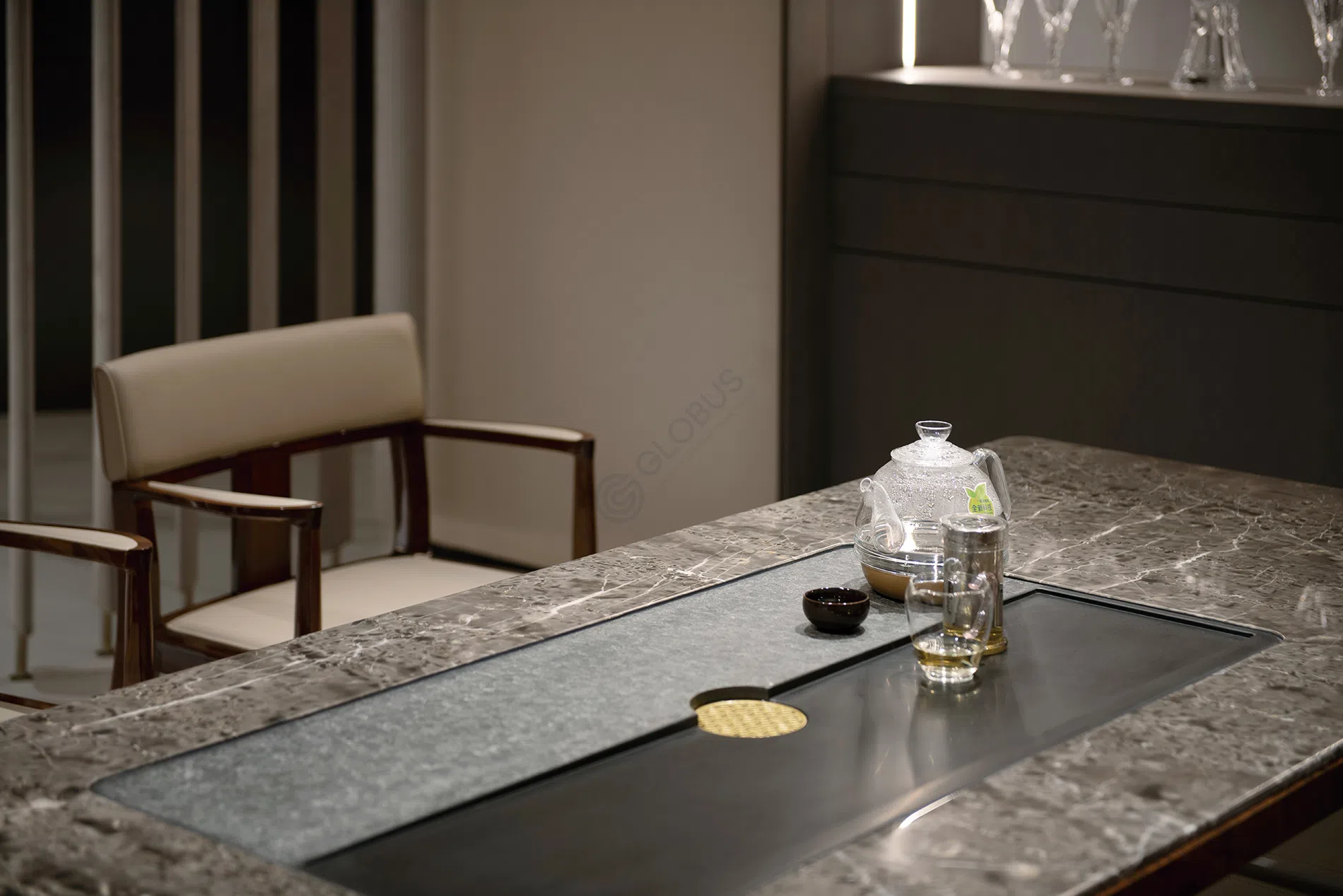 Стол для чайных церемоний Saetta