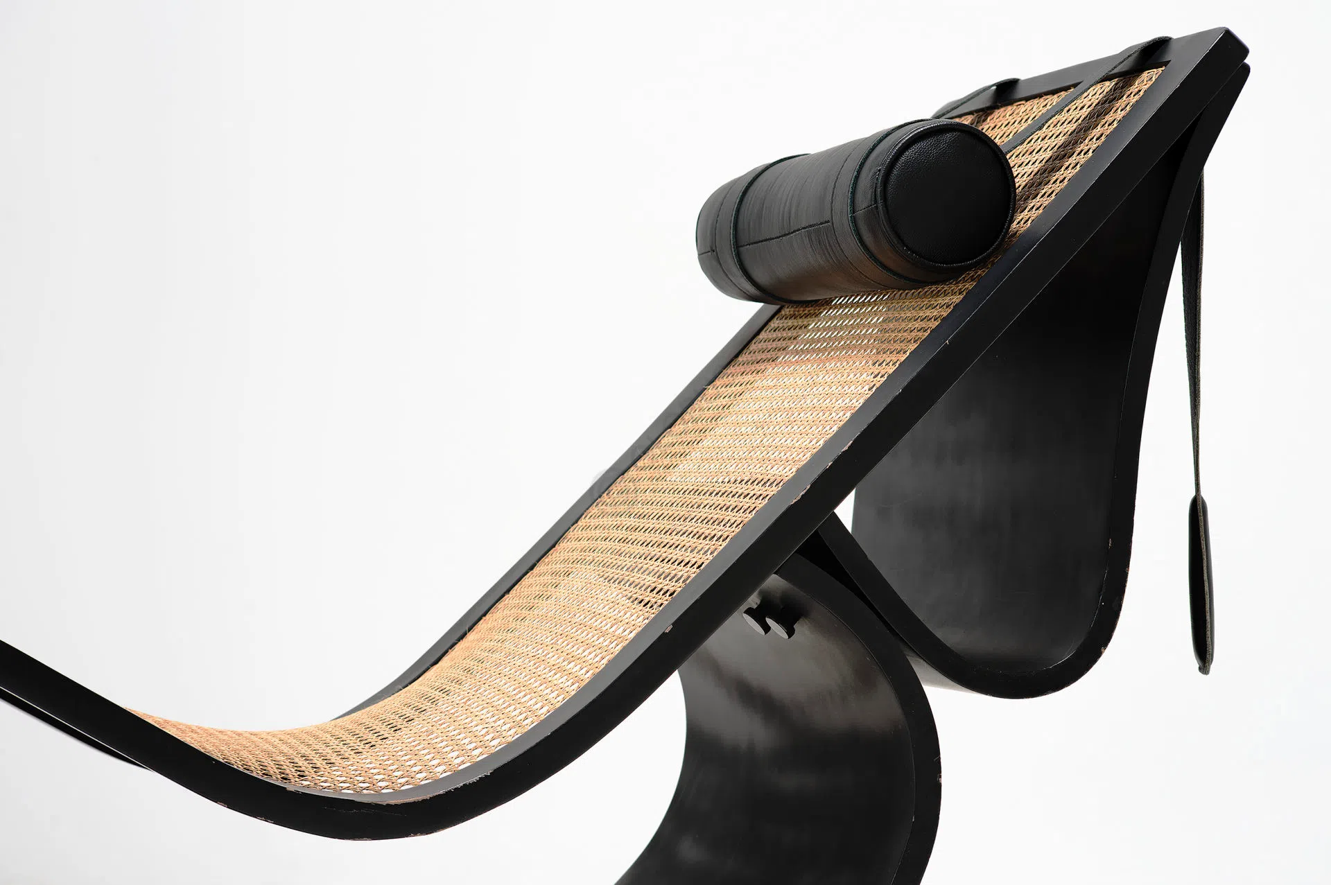 Кресло-качалка OSCAR NIEMEYER Rio