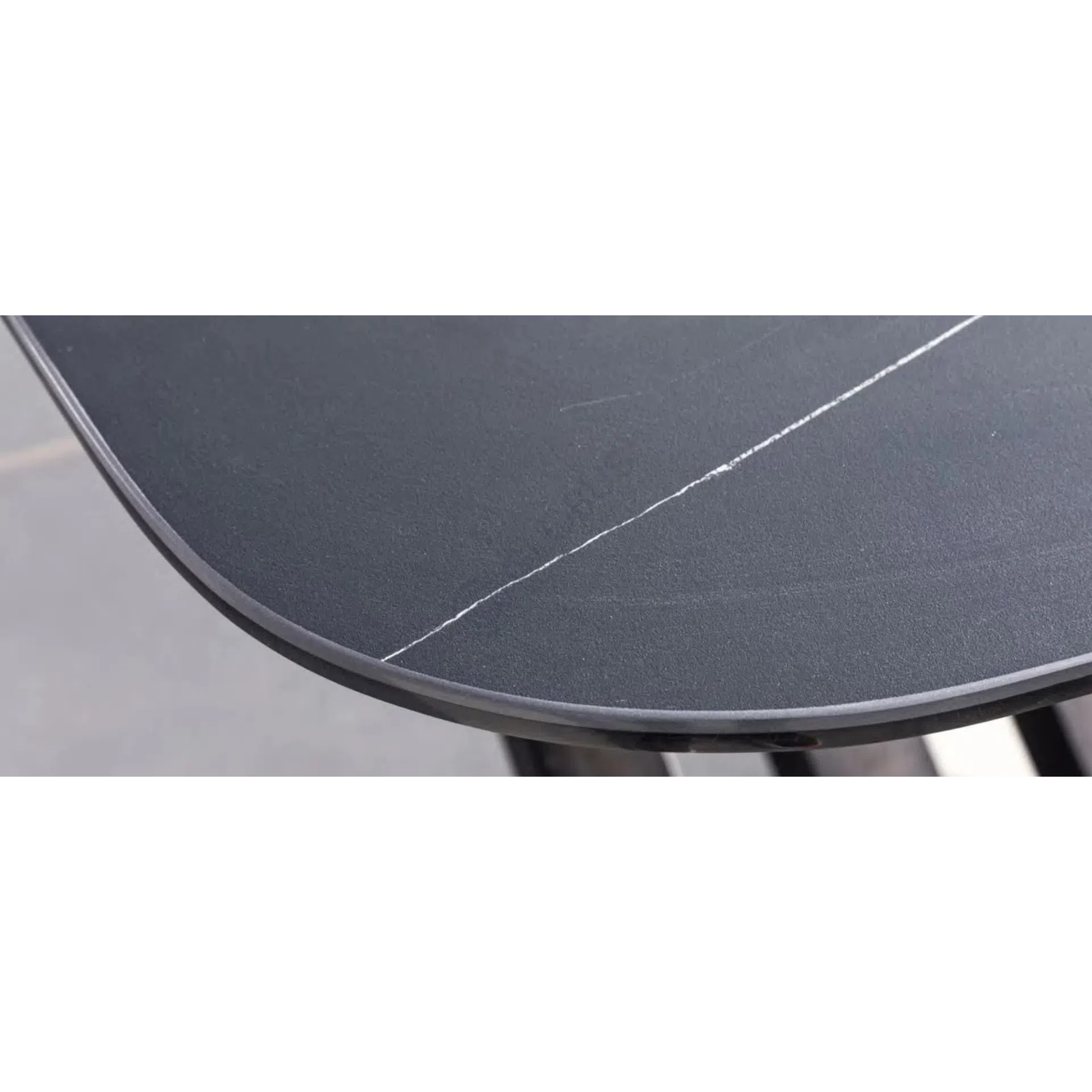 Уличный обеденный стол Mustio