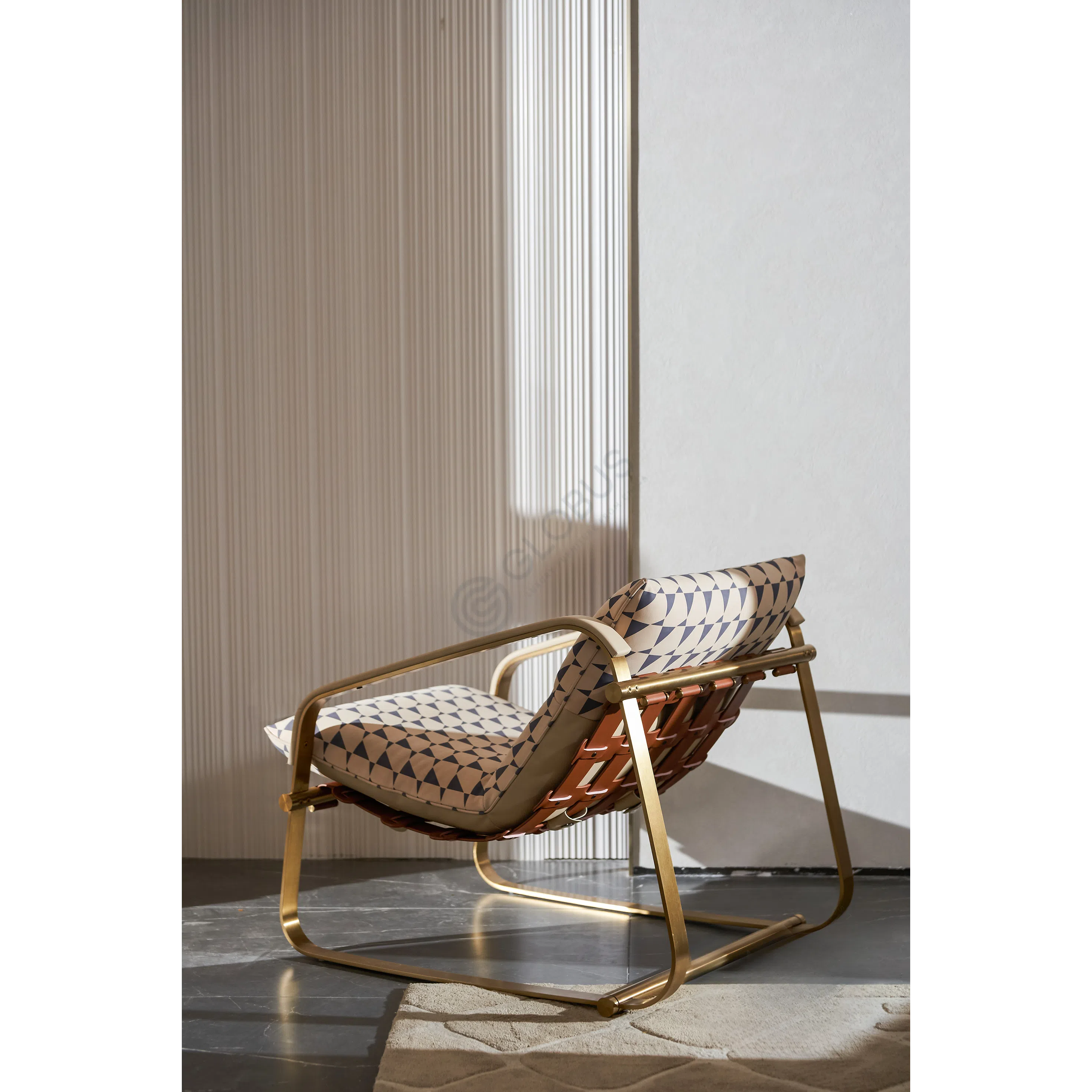 Кресло HESSENTIA Pauline