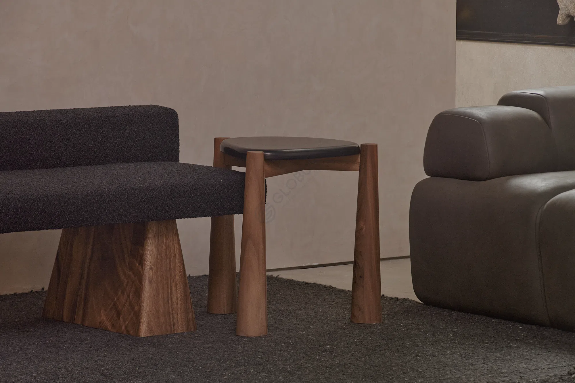 Угловой столик Gilerme