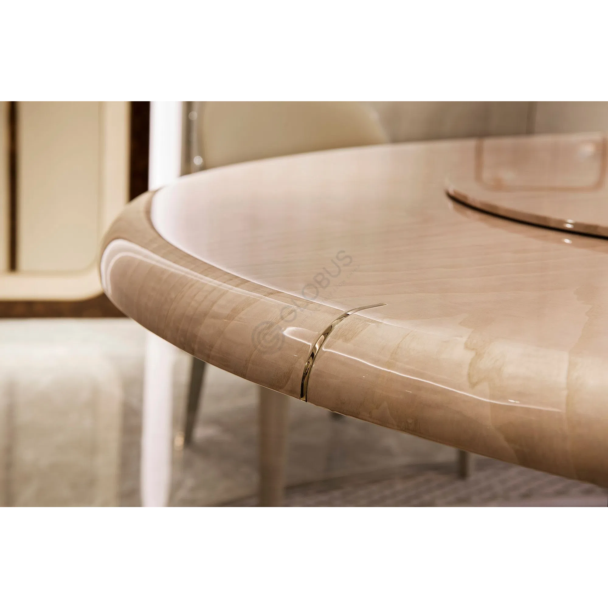 Обеденный стол Stringo