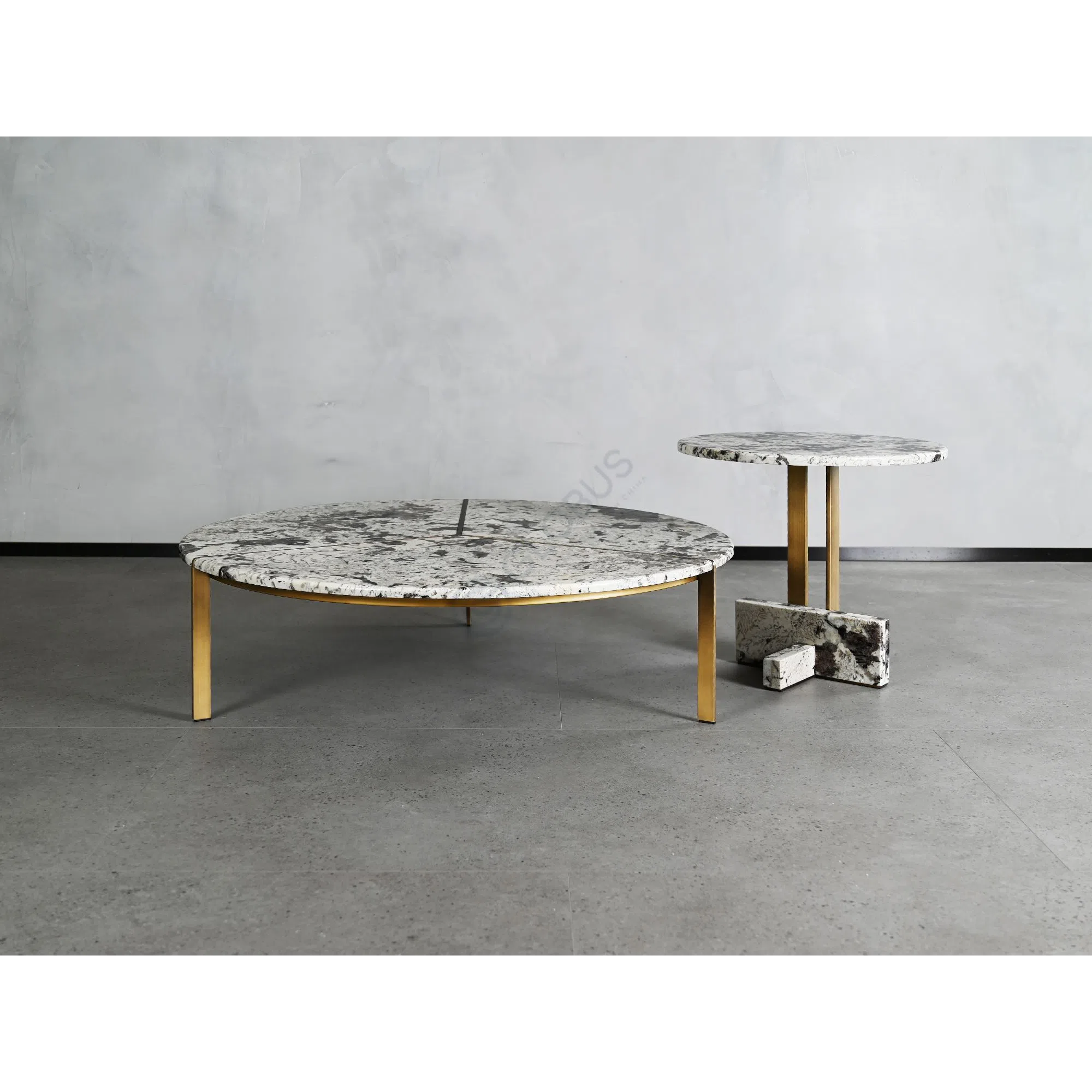 Угловой столик Lucretius