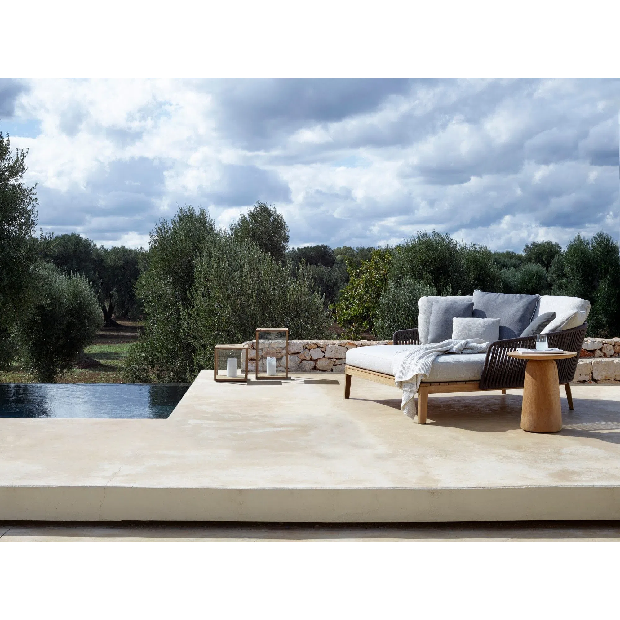 Уличный диван-кровать TRIBU Mood