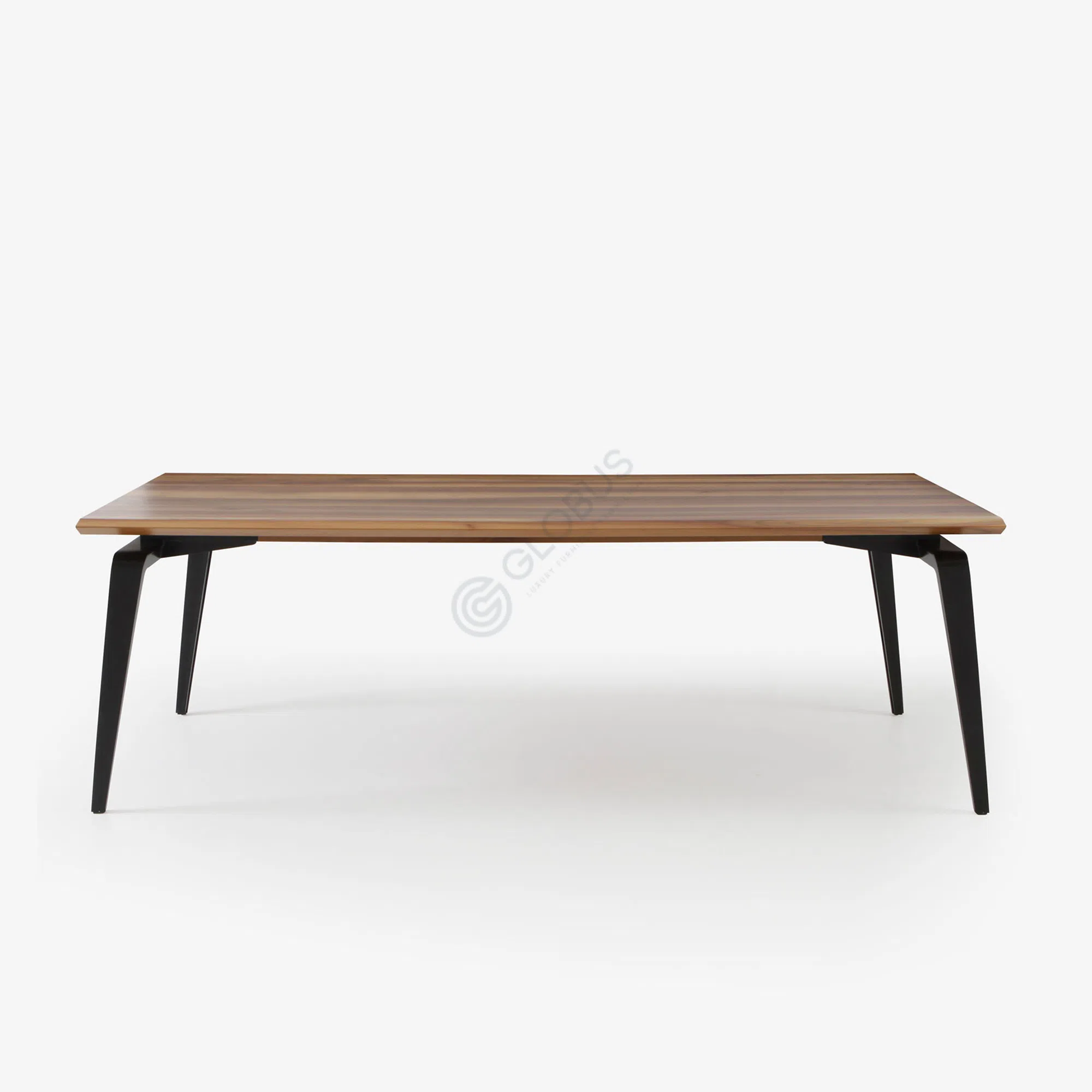 Обеденный стол LIGNE ROSET Odessa