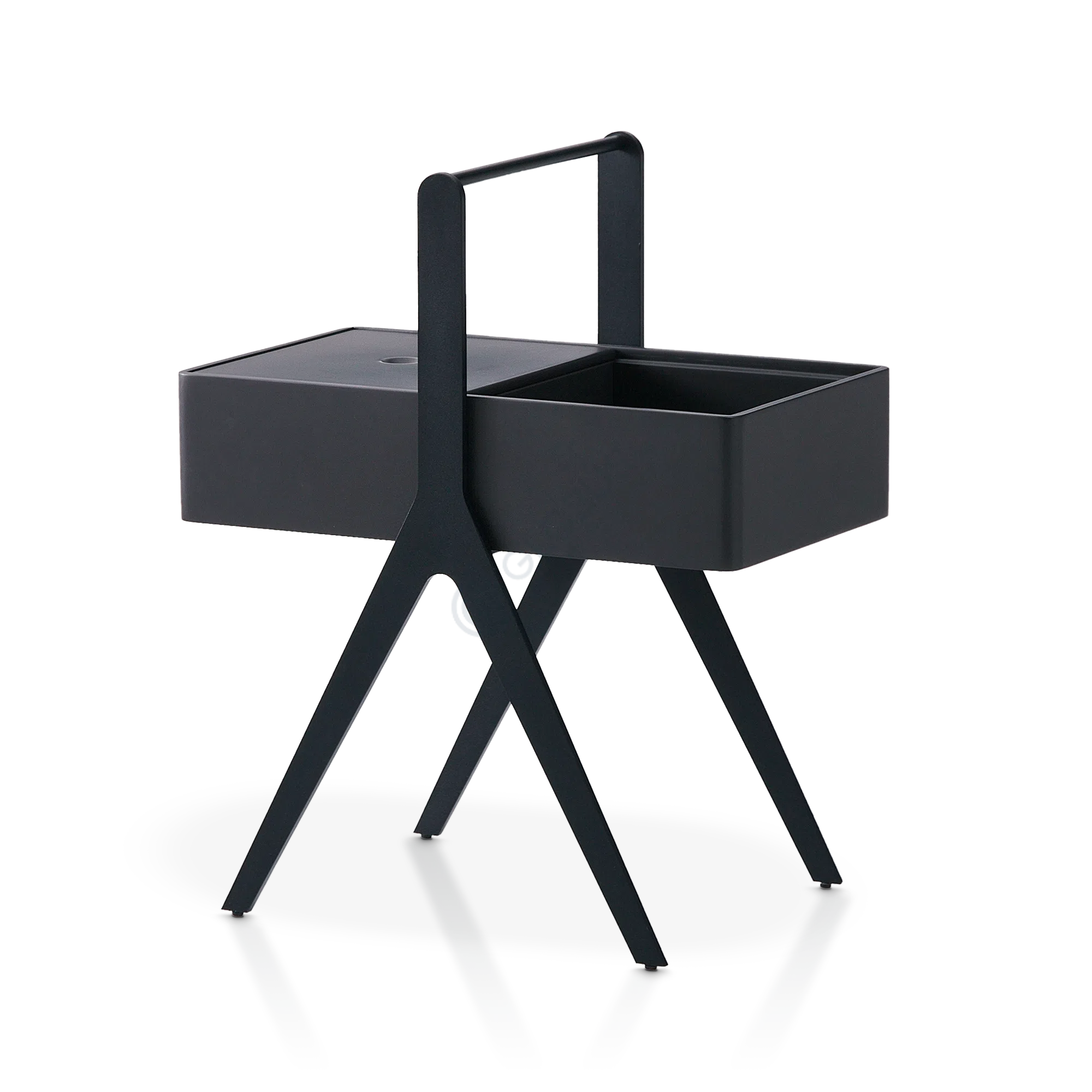 Угловой столик LIGNE ROSET Picnic