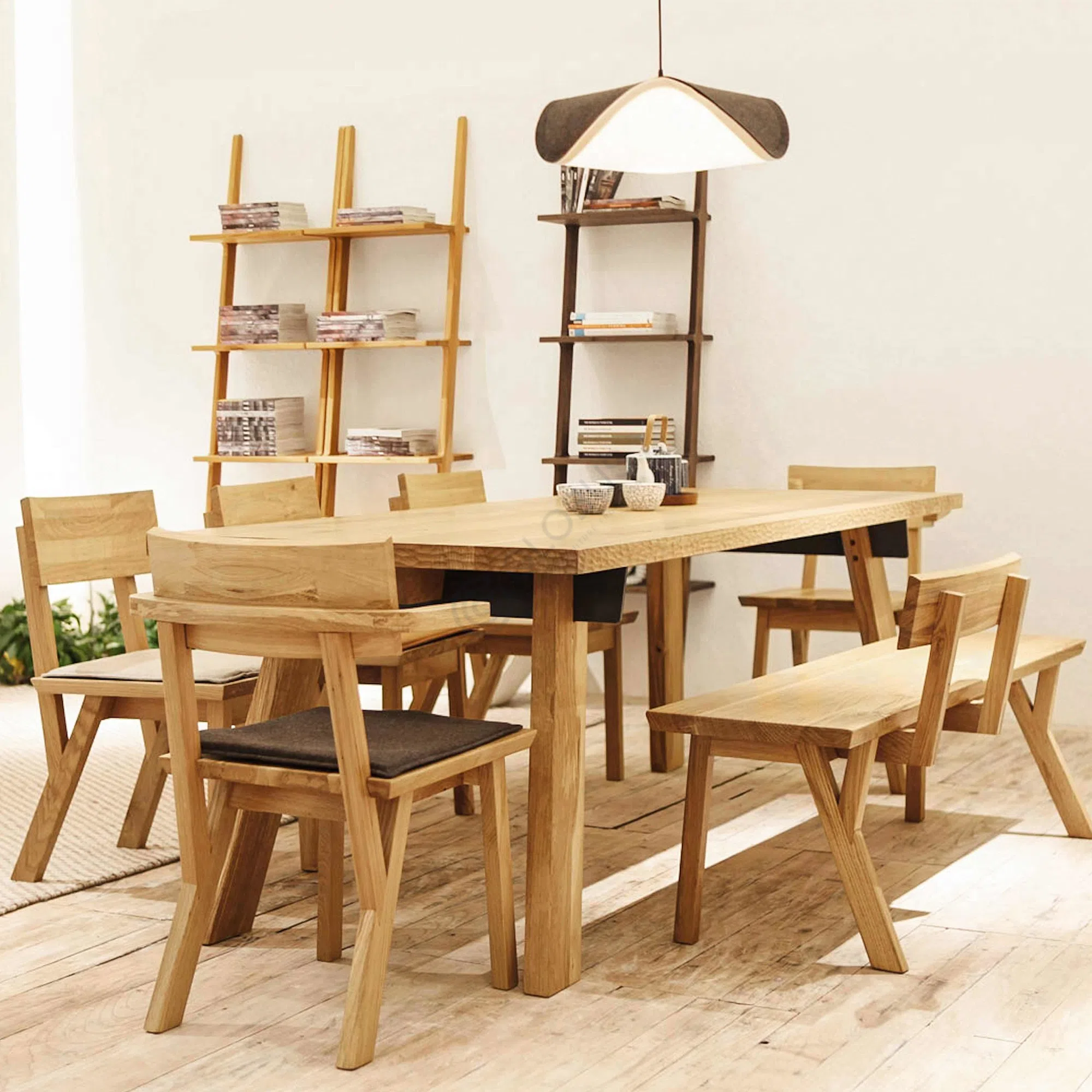 Обеденный стол Aurele