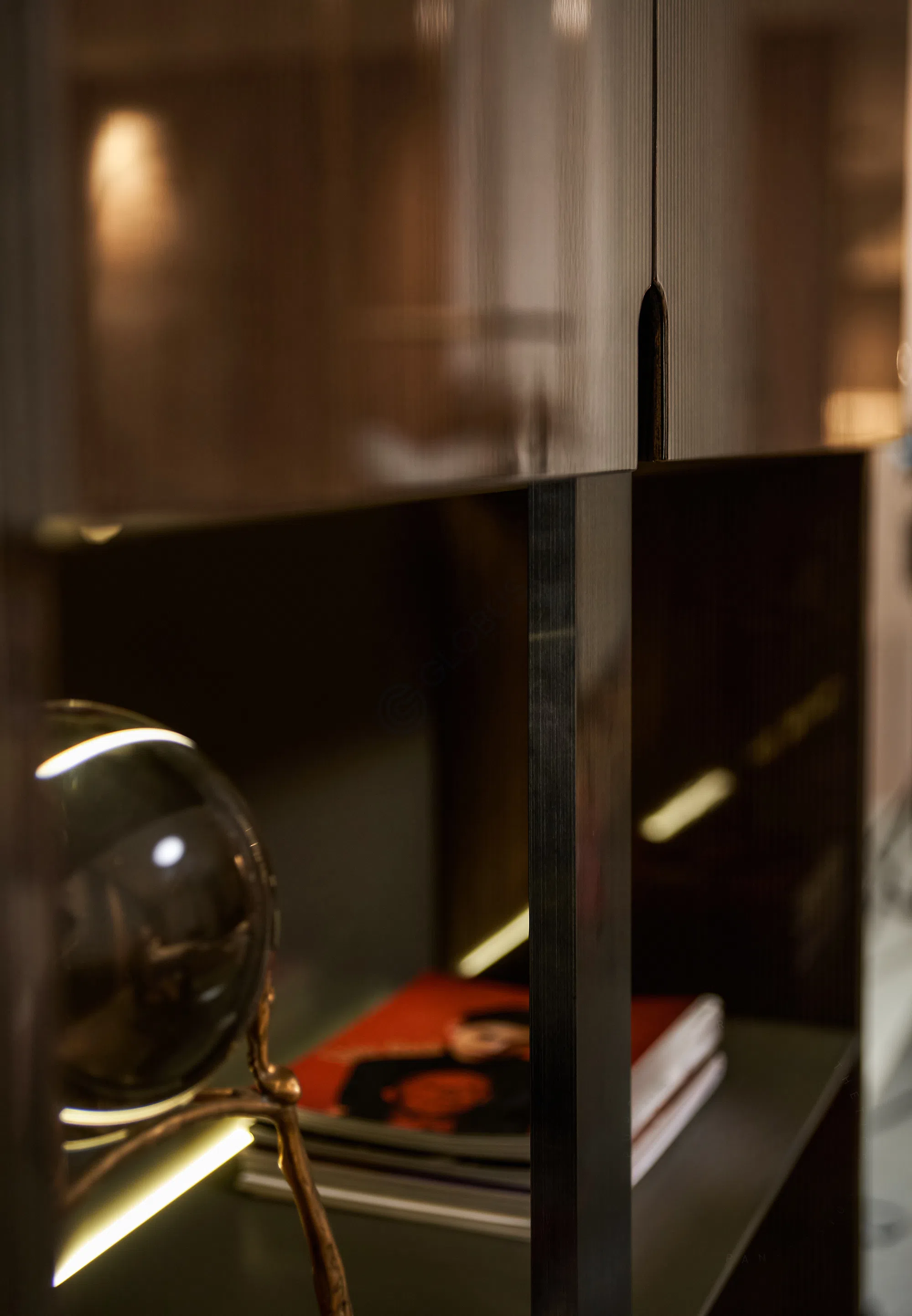 Книжный шкаф Orsola