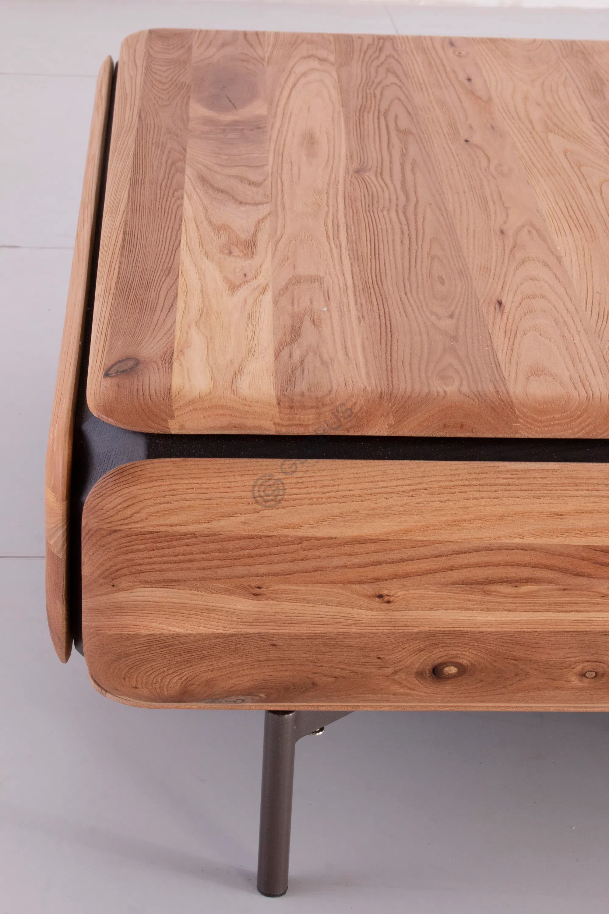 Журнальный столик Uwyn