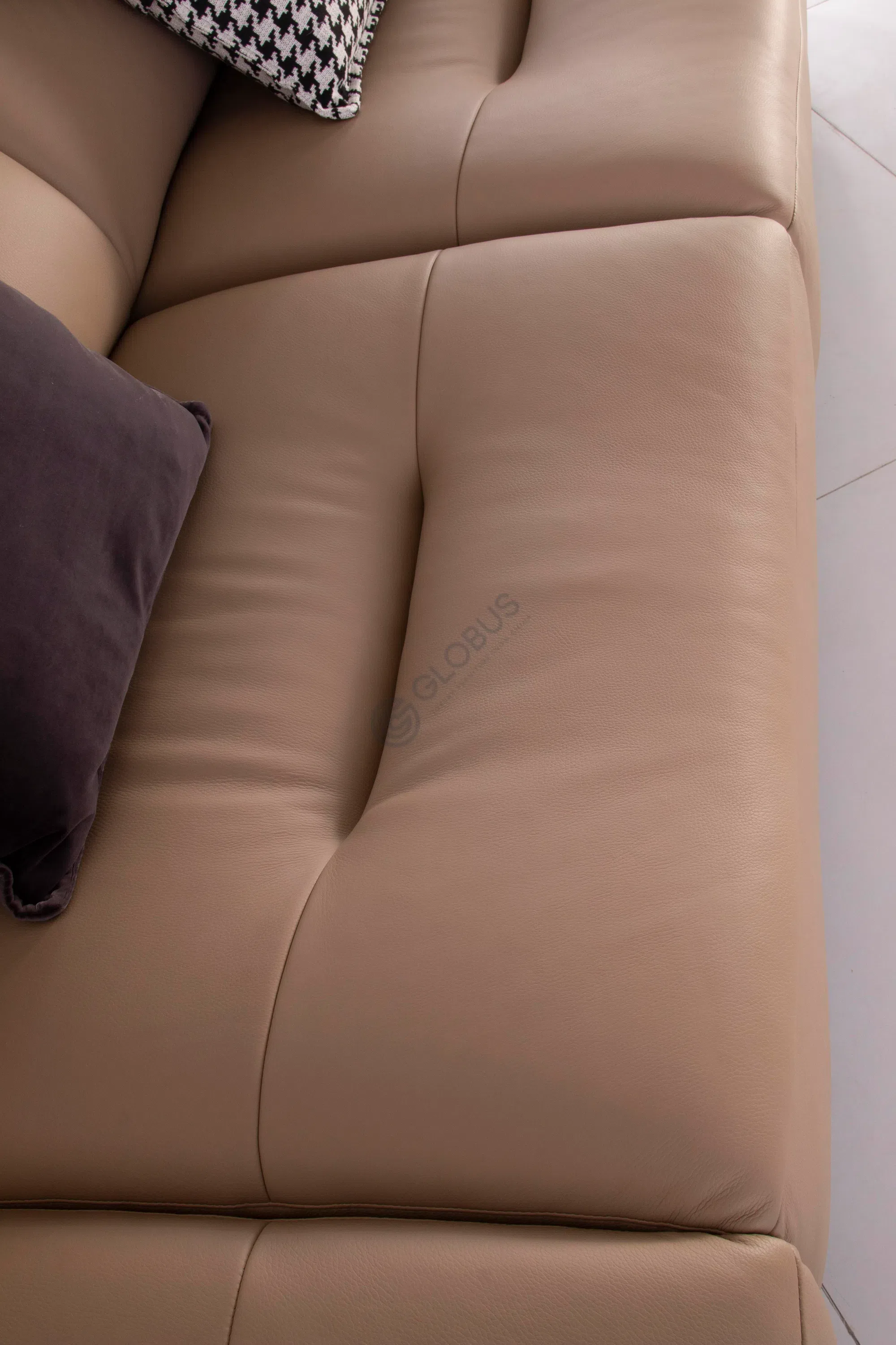 Диван Vestalina