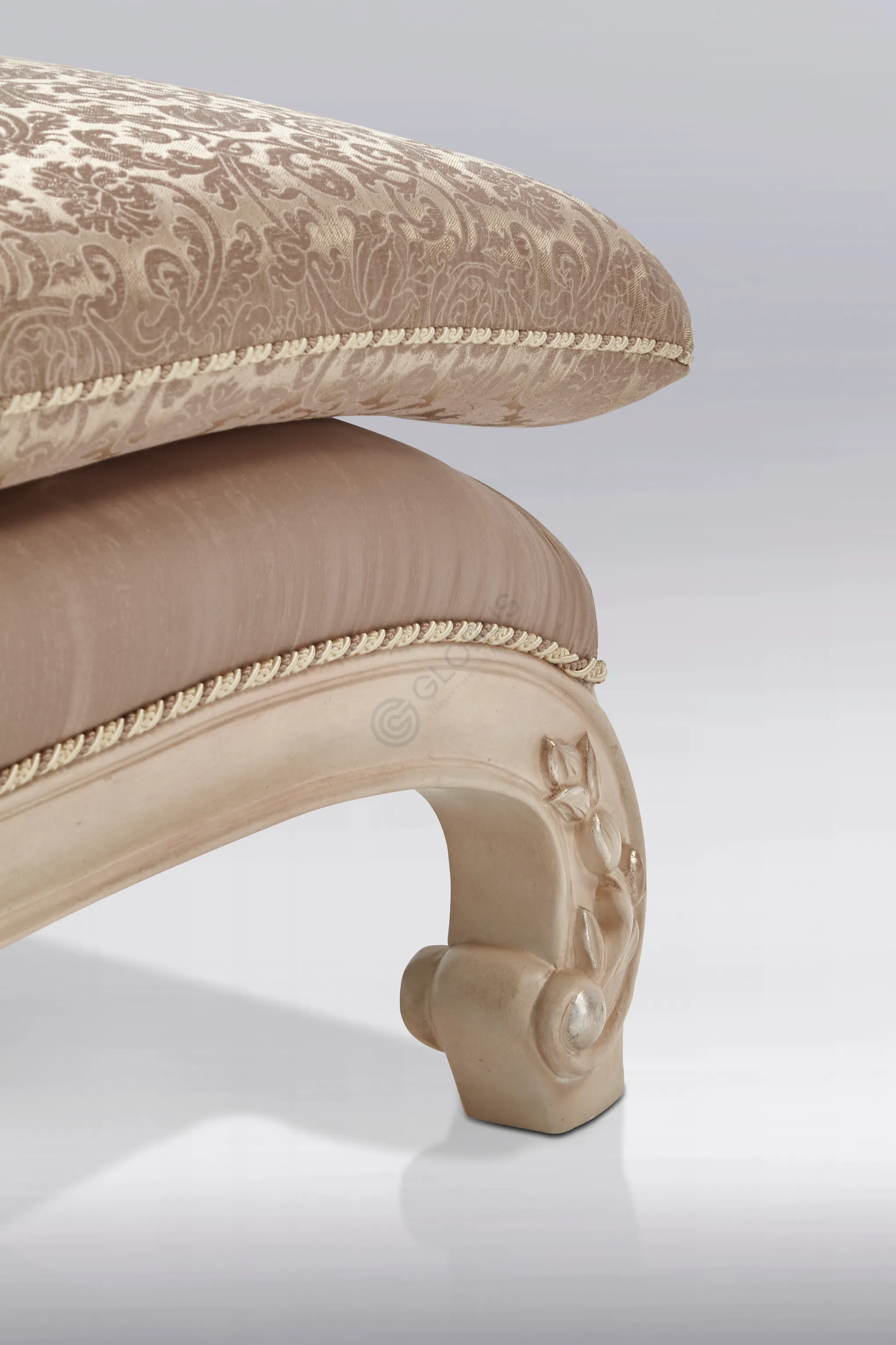 Кушетка Silenia