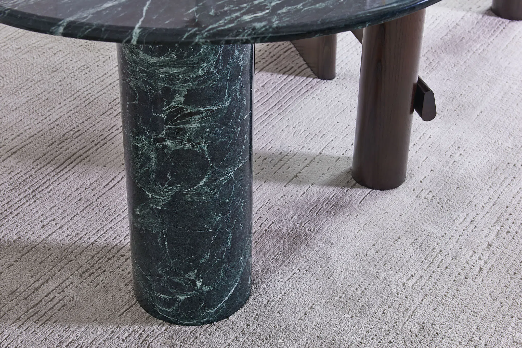 Обеденный стол CASSINA Sengu