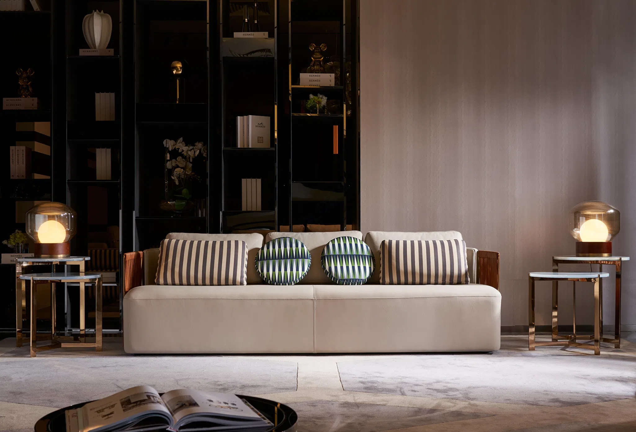 Диван FENDI Thea