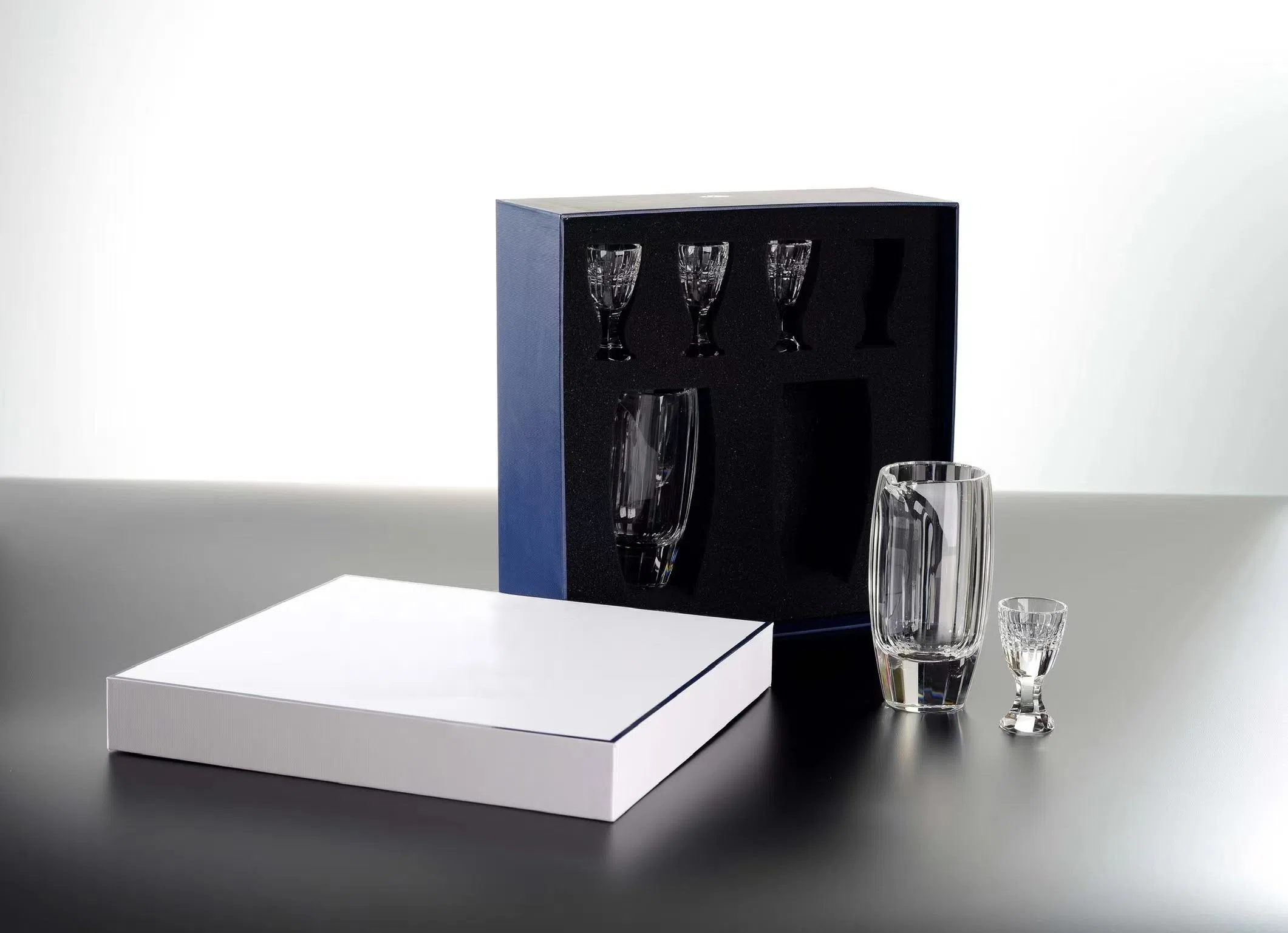 Посуда Charliene