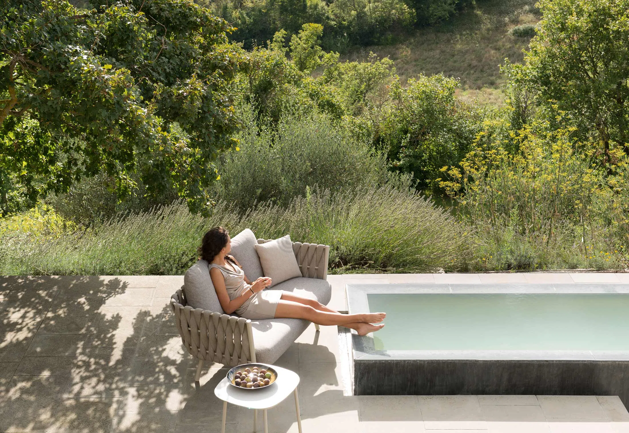 Уличный диван TRIBU Tosca