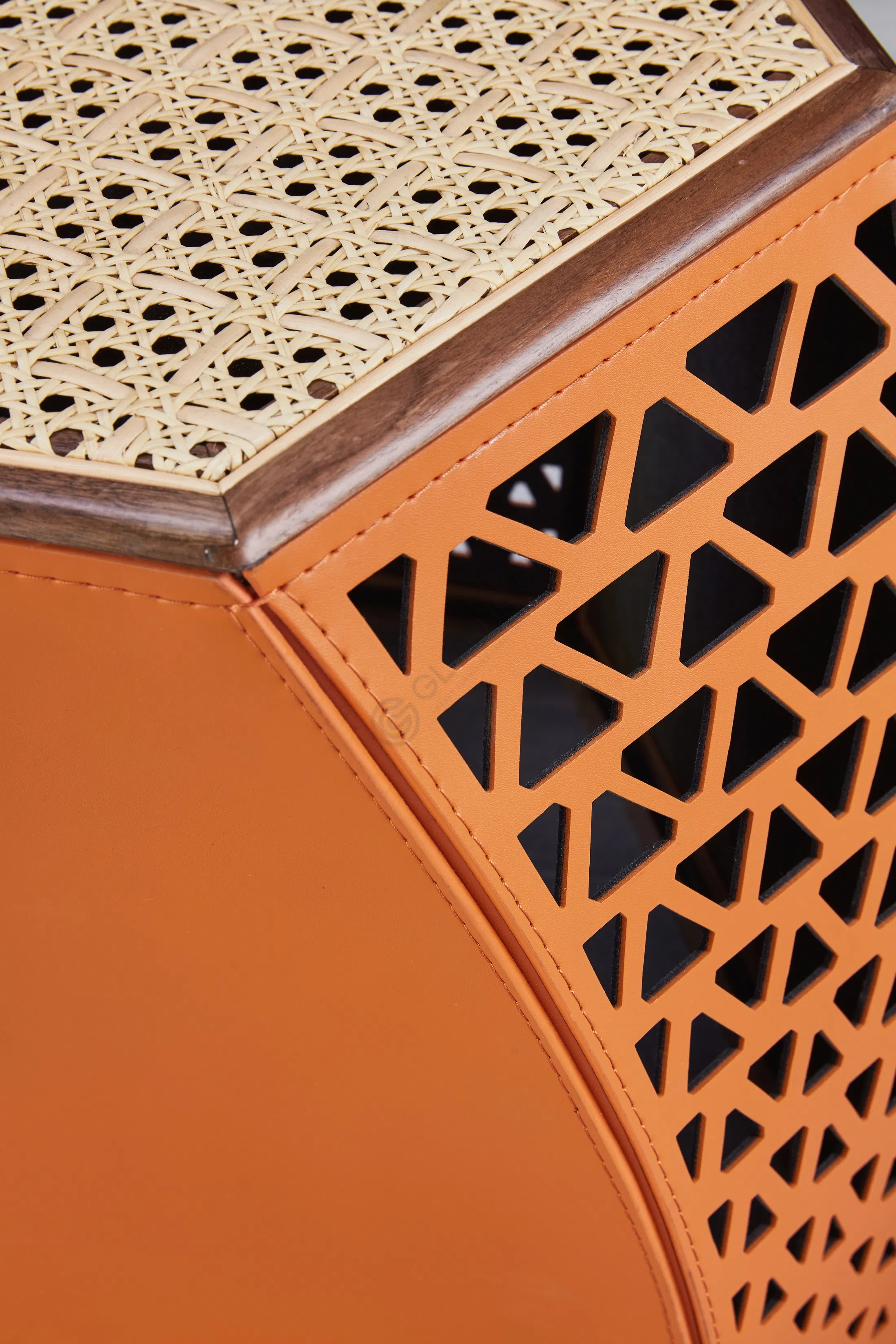 Табурет POLTRONA FRAU