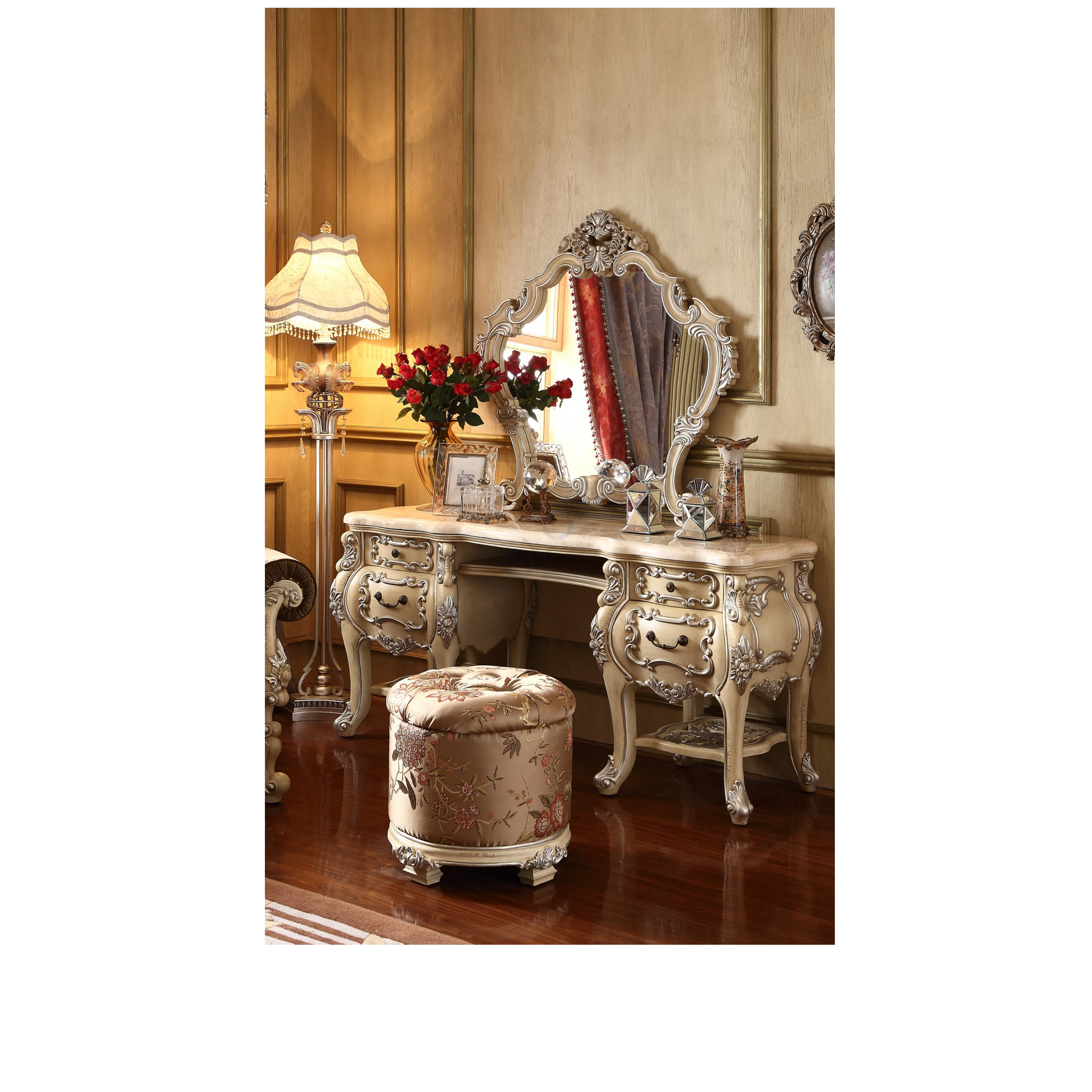 Туалетный столик Trioctas