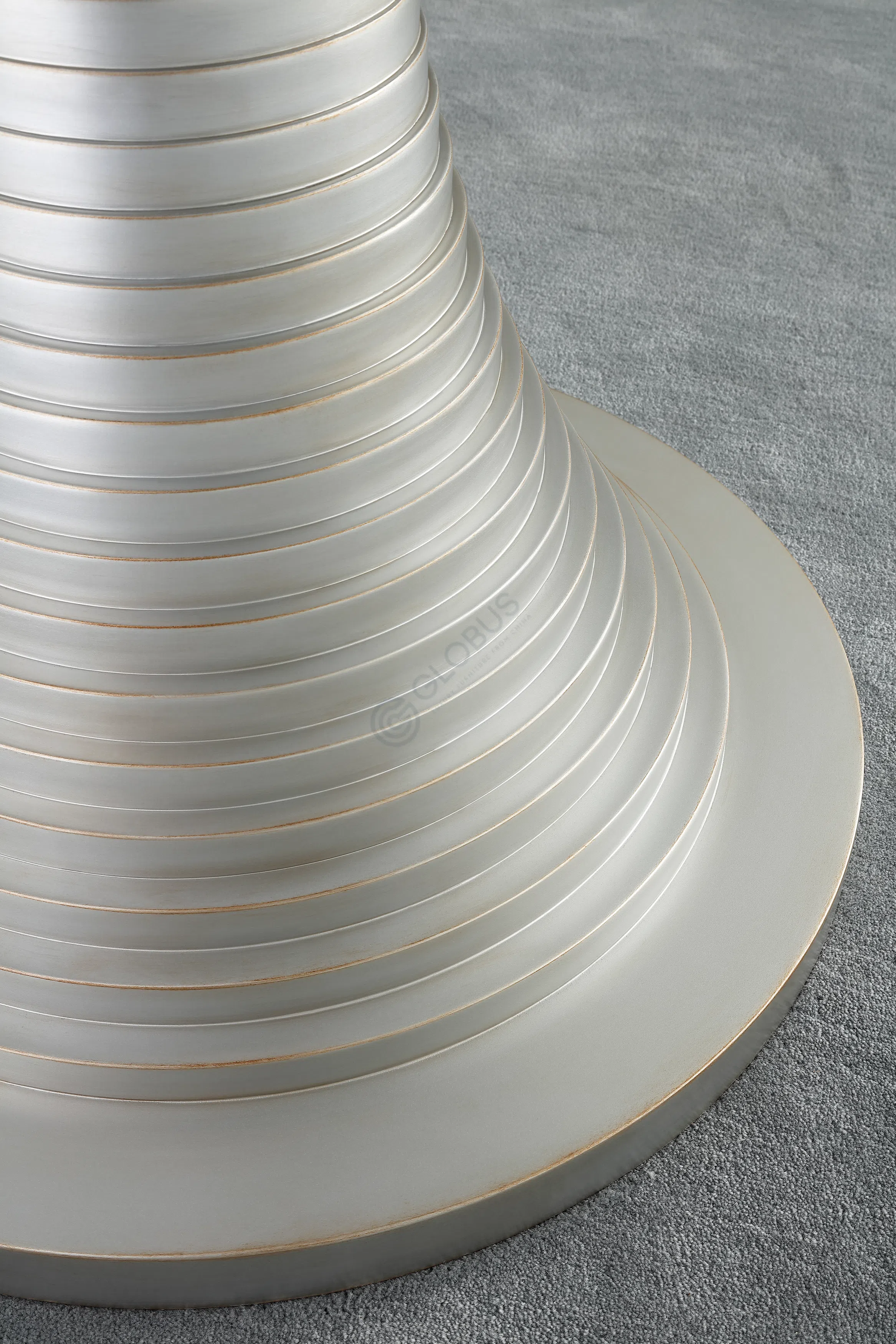 Обеденный стол CARACOLE Uptown