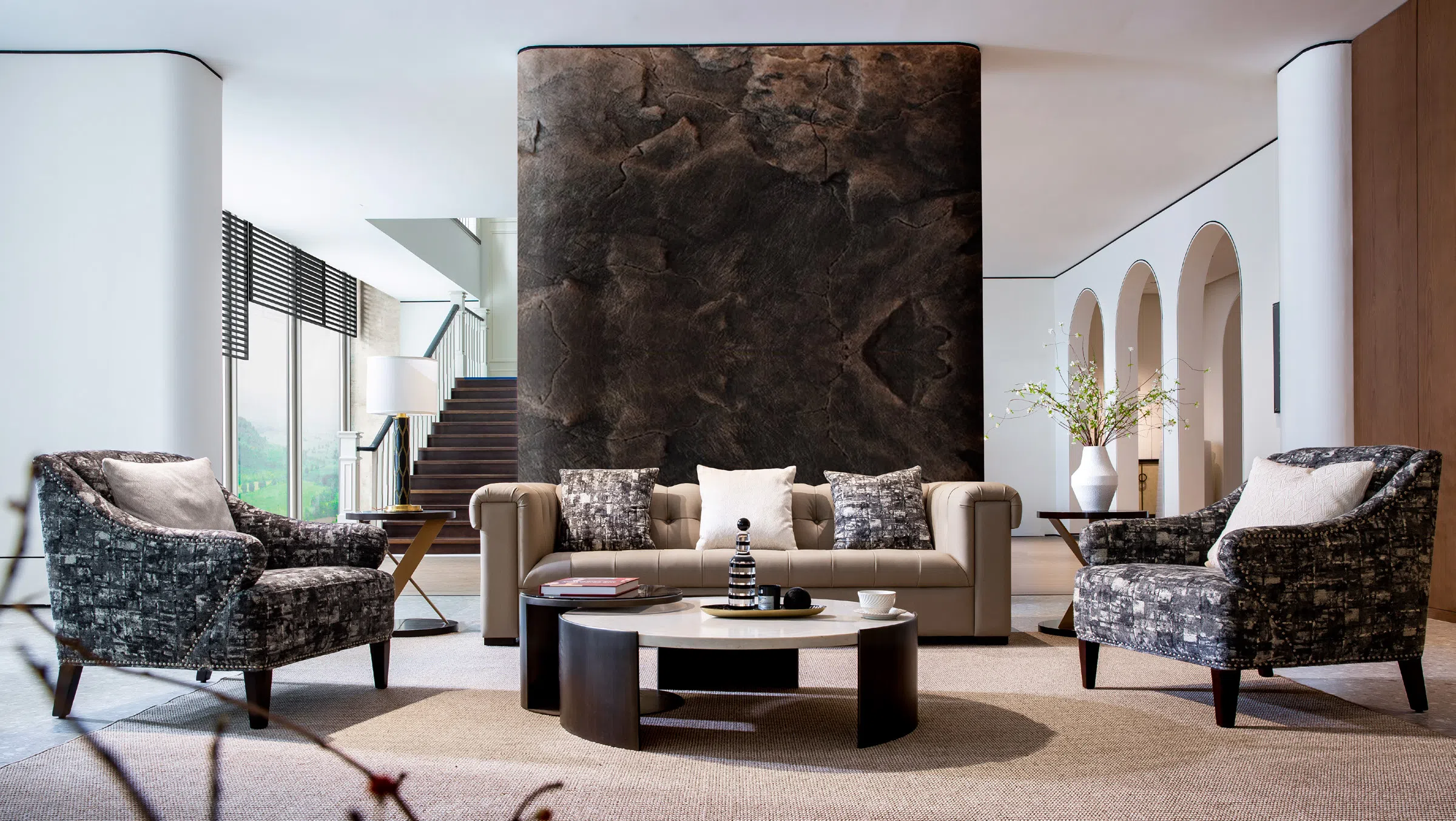 Угловой столик BERNHARDT Prado