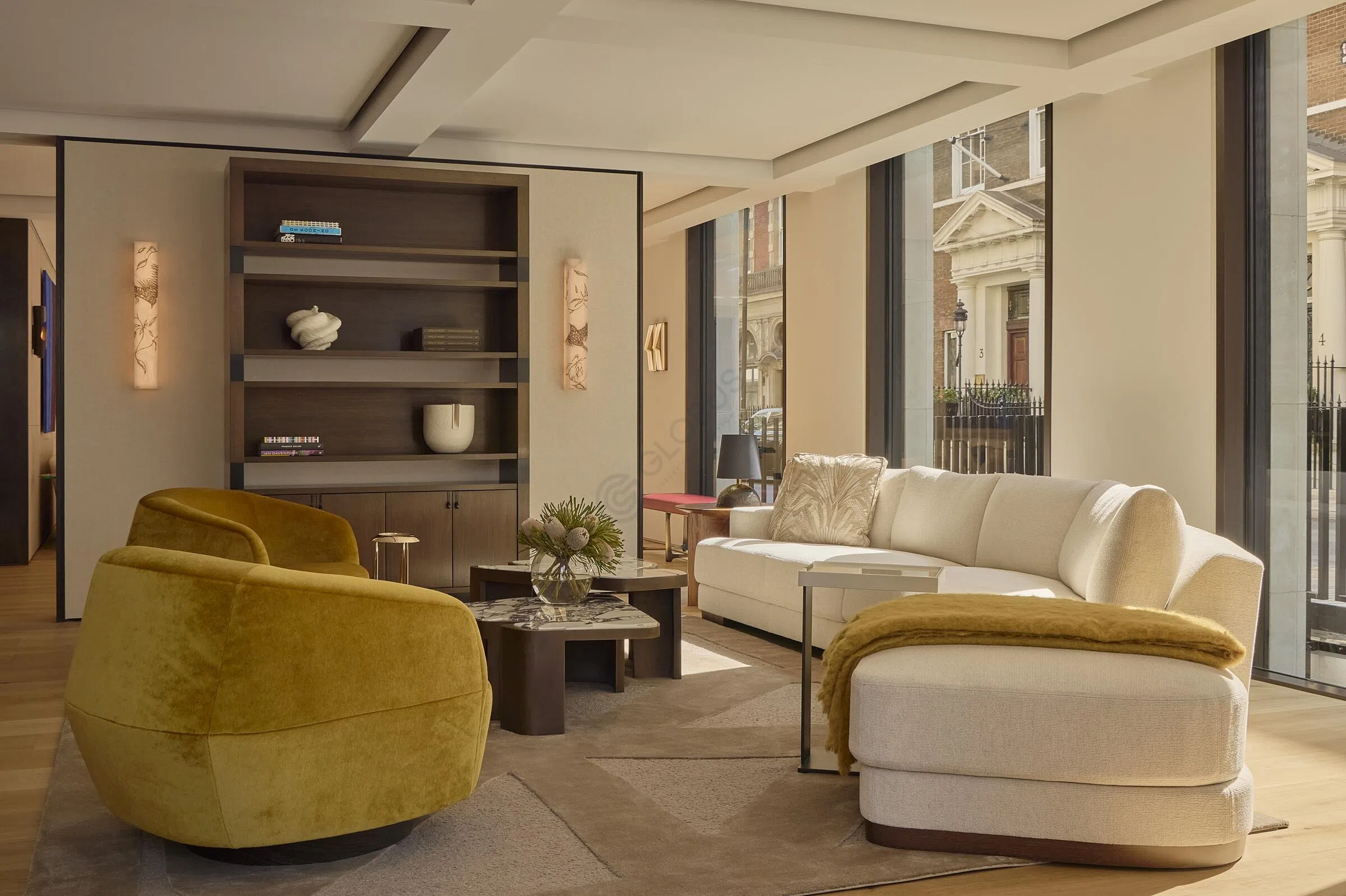 Журнальный столик HOLLY HUNT Caldera