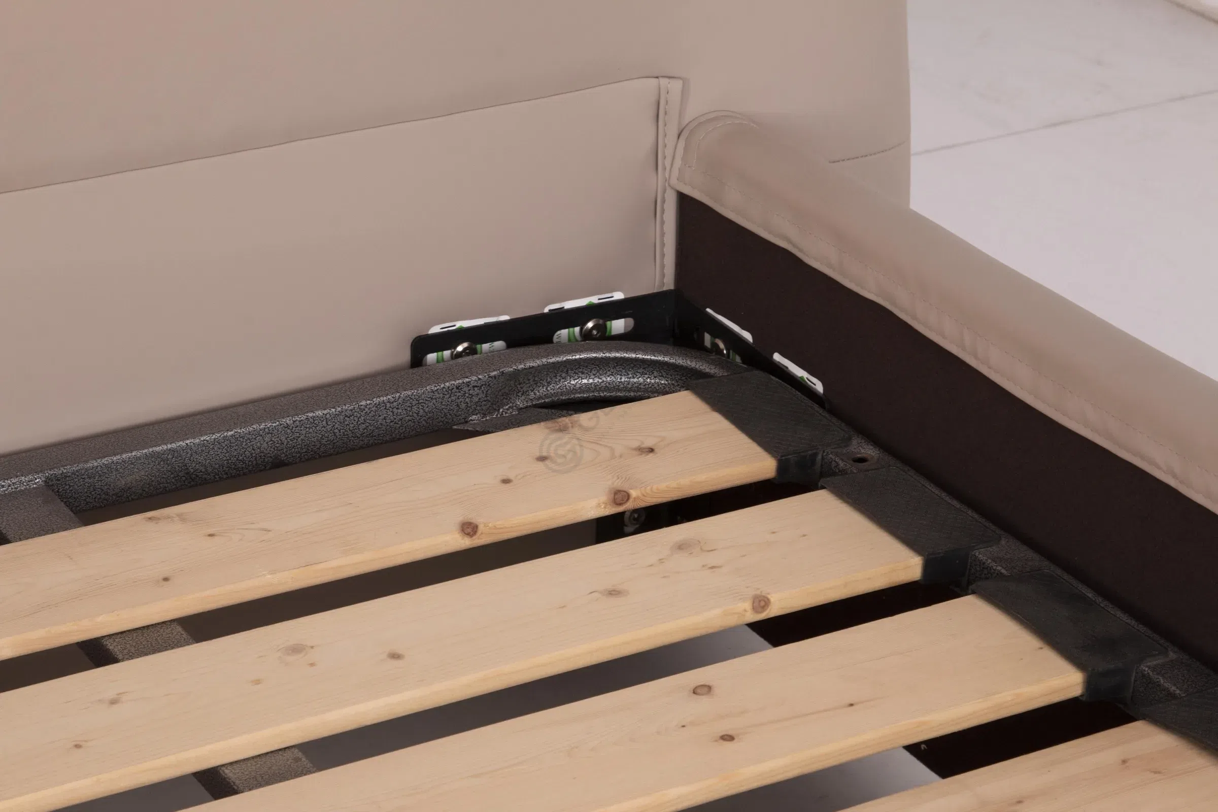 Кровать Delphinia