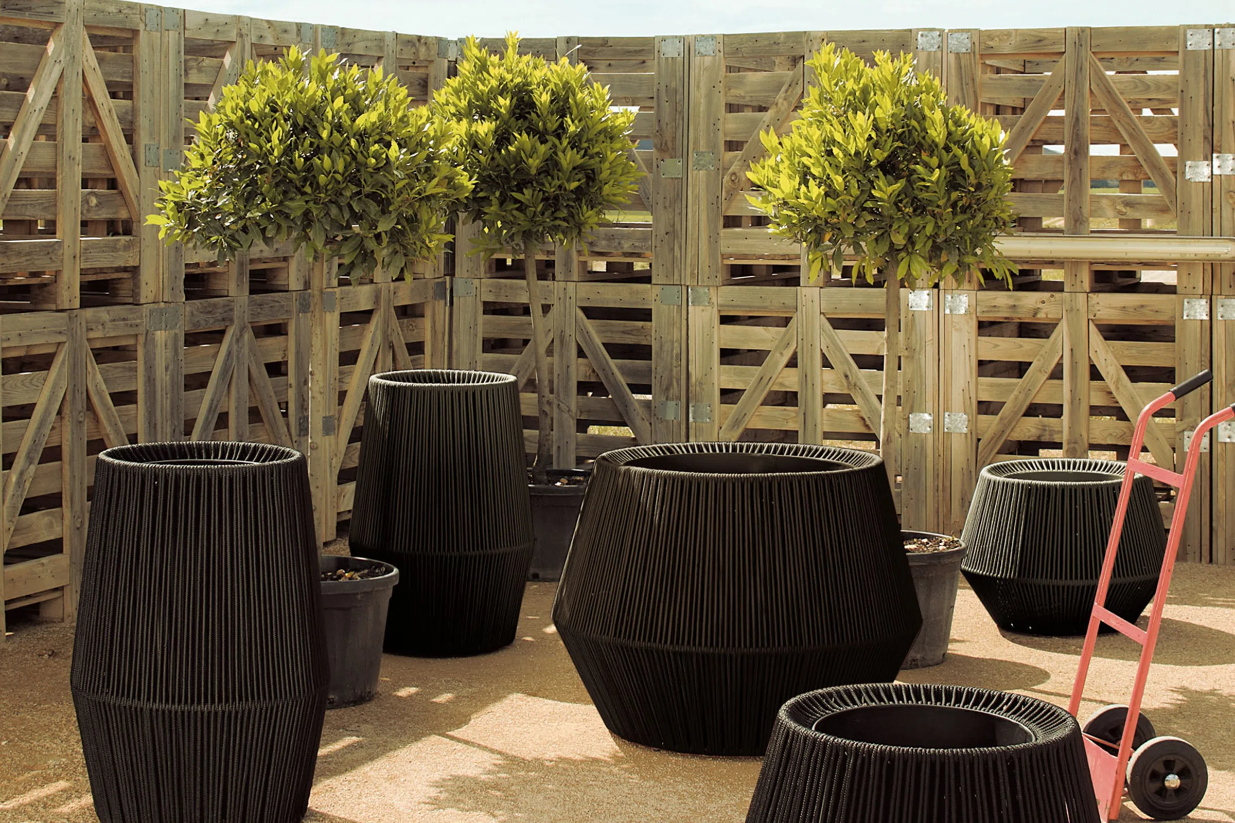 Уличный горшок для цветов KETTAL Zig Zag