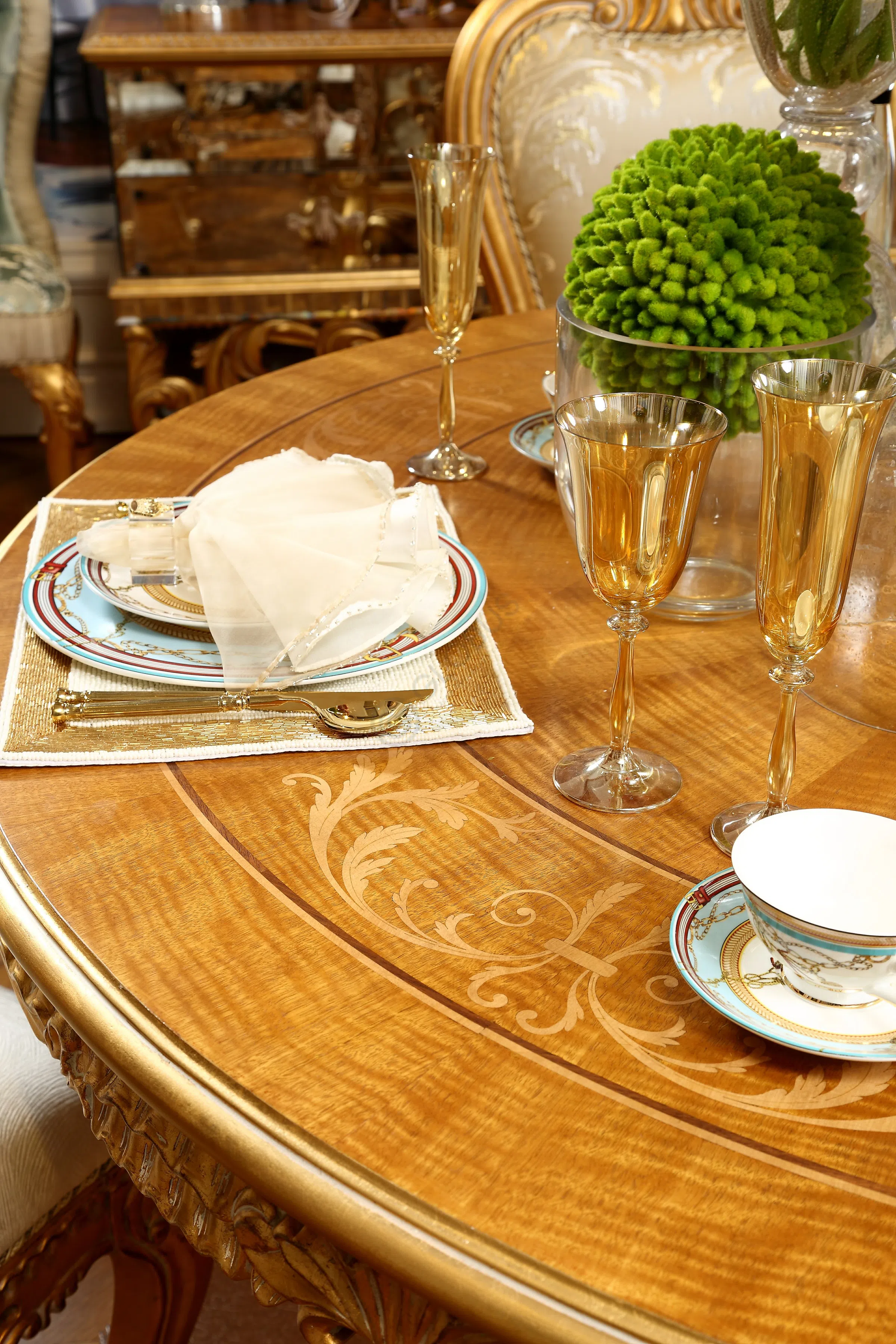 Обеденный стол Xenobia