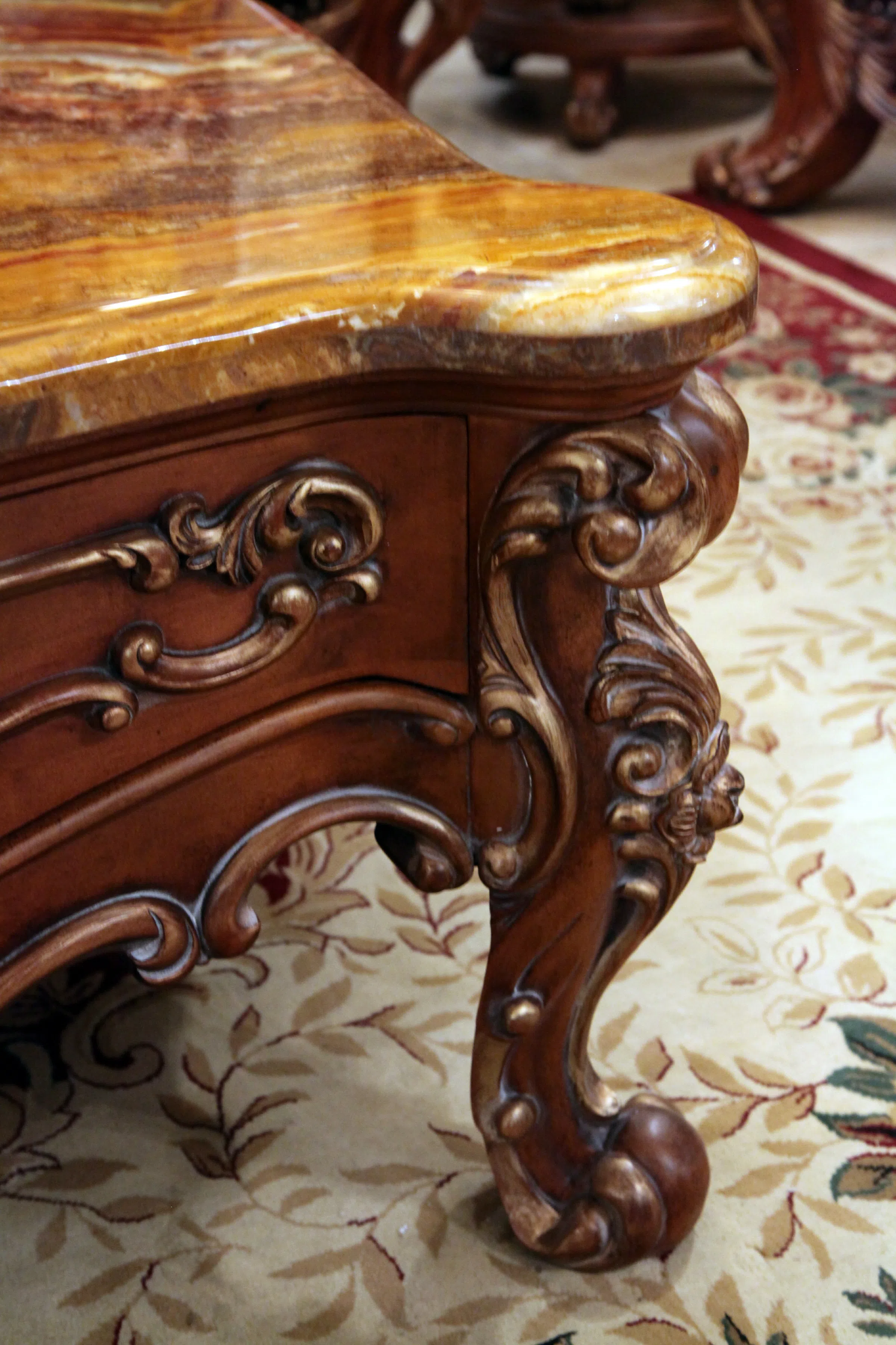 Журнальный столик Architrave