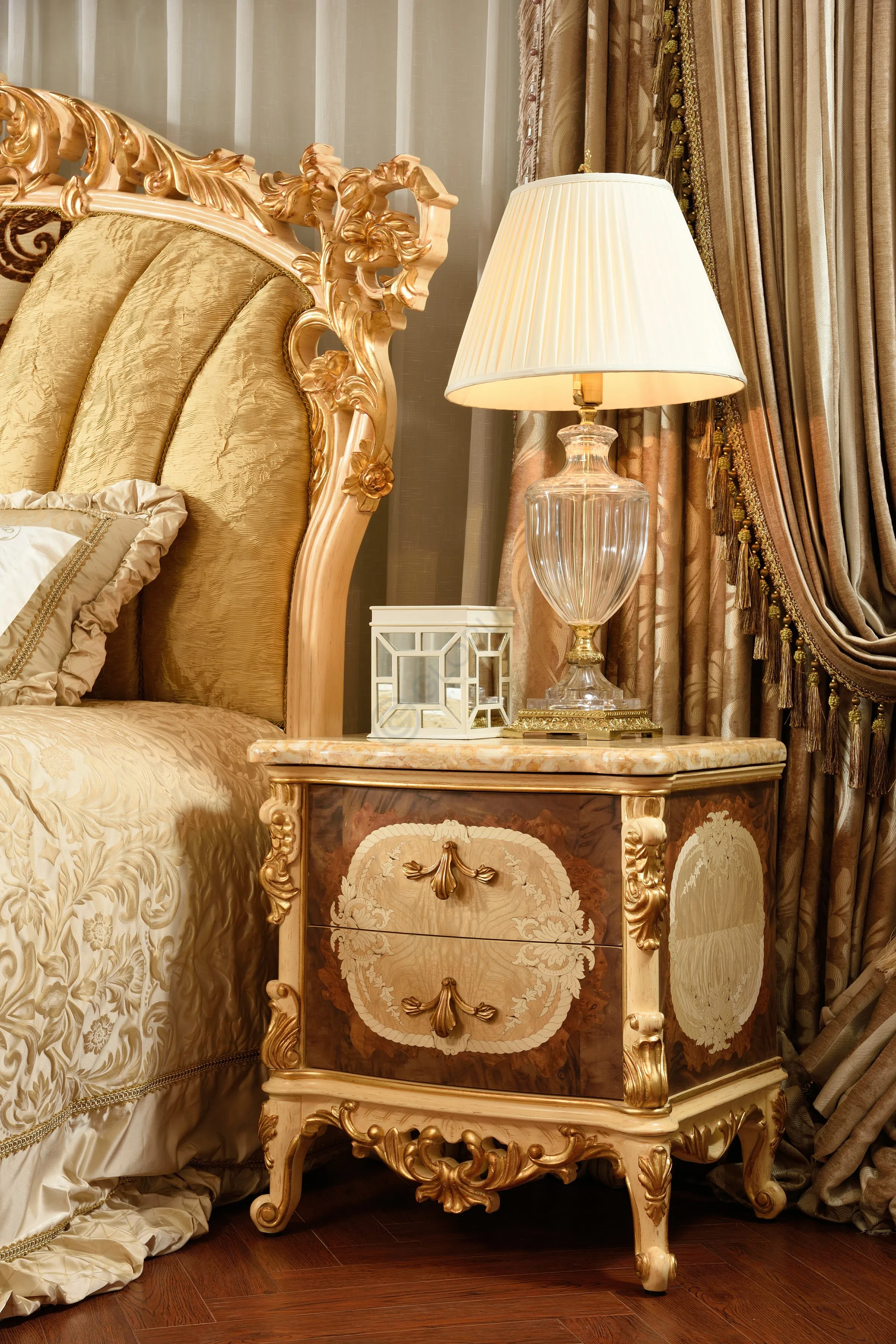 Прикроватная тумба Agapeto