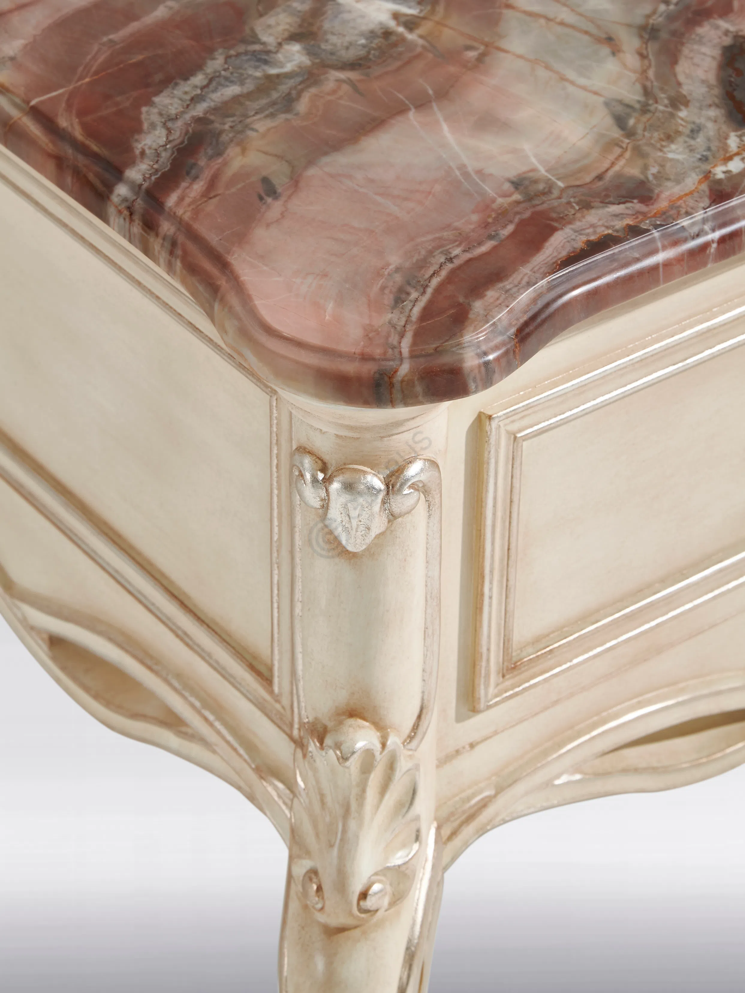 Журнальный столик Pallideffa