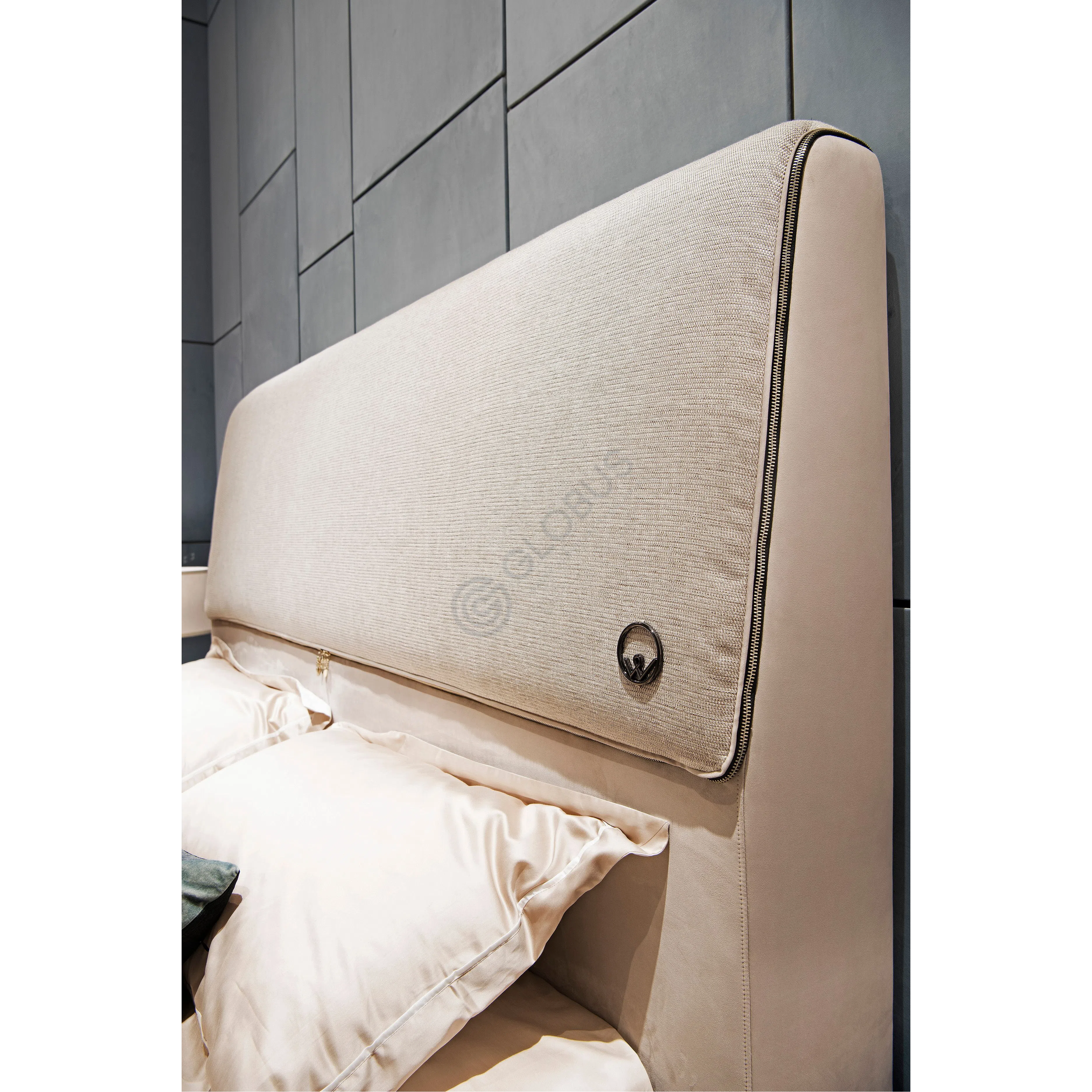 Кровать Genevieve