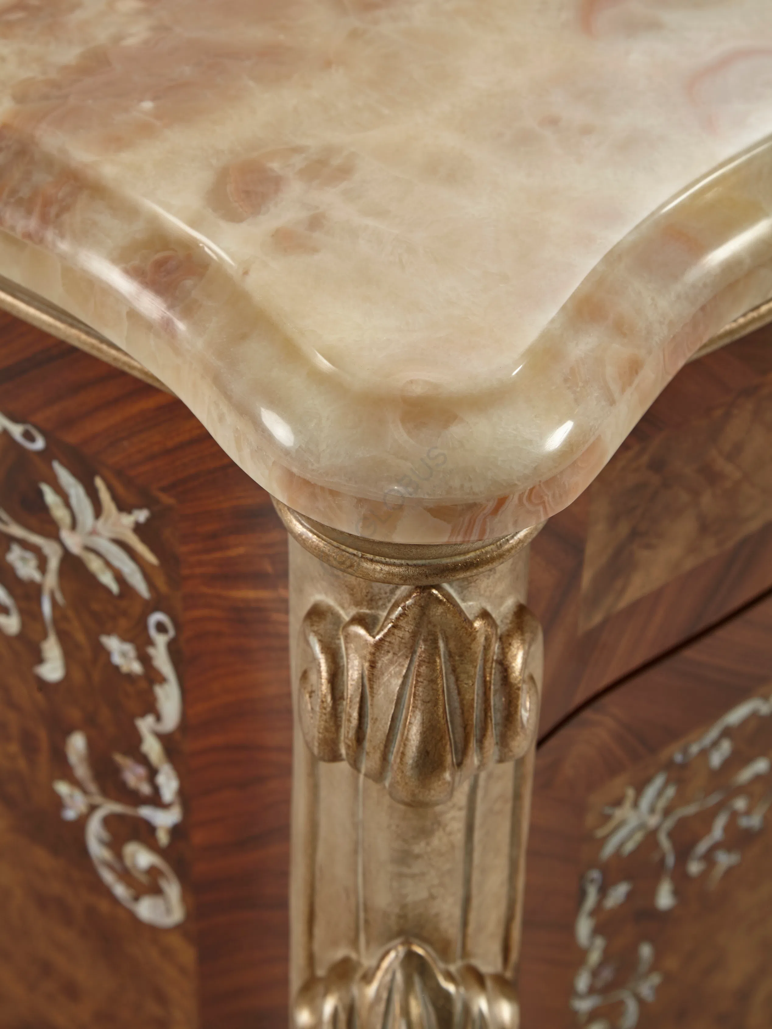 Туалетный столик Fasces