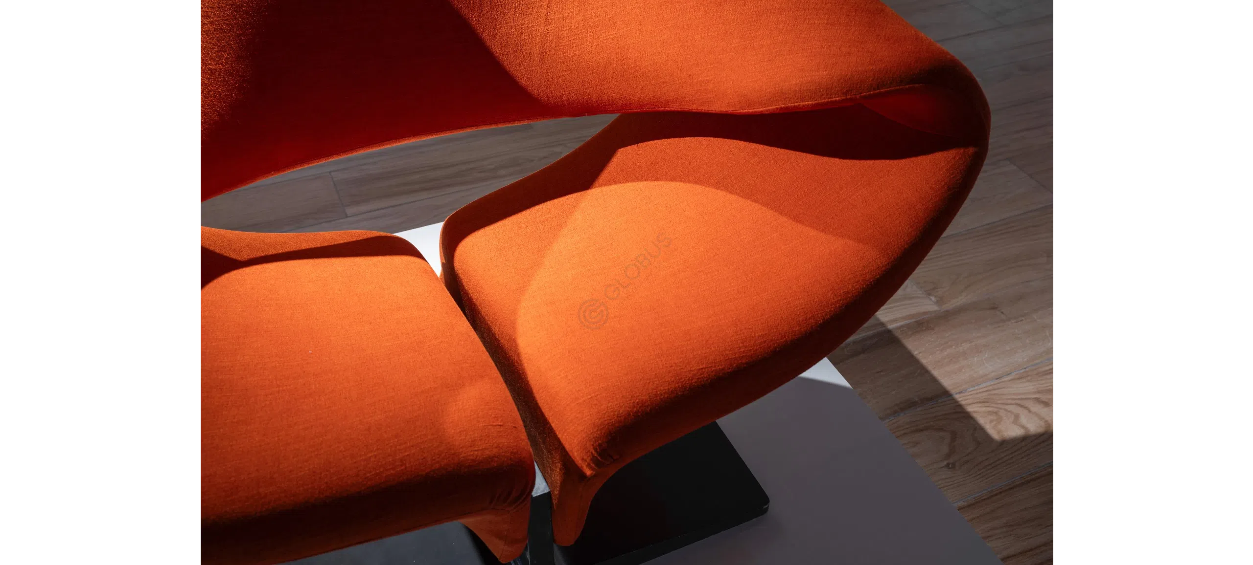 Кресло PIERRE PAULIN Ribbon