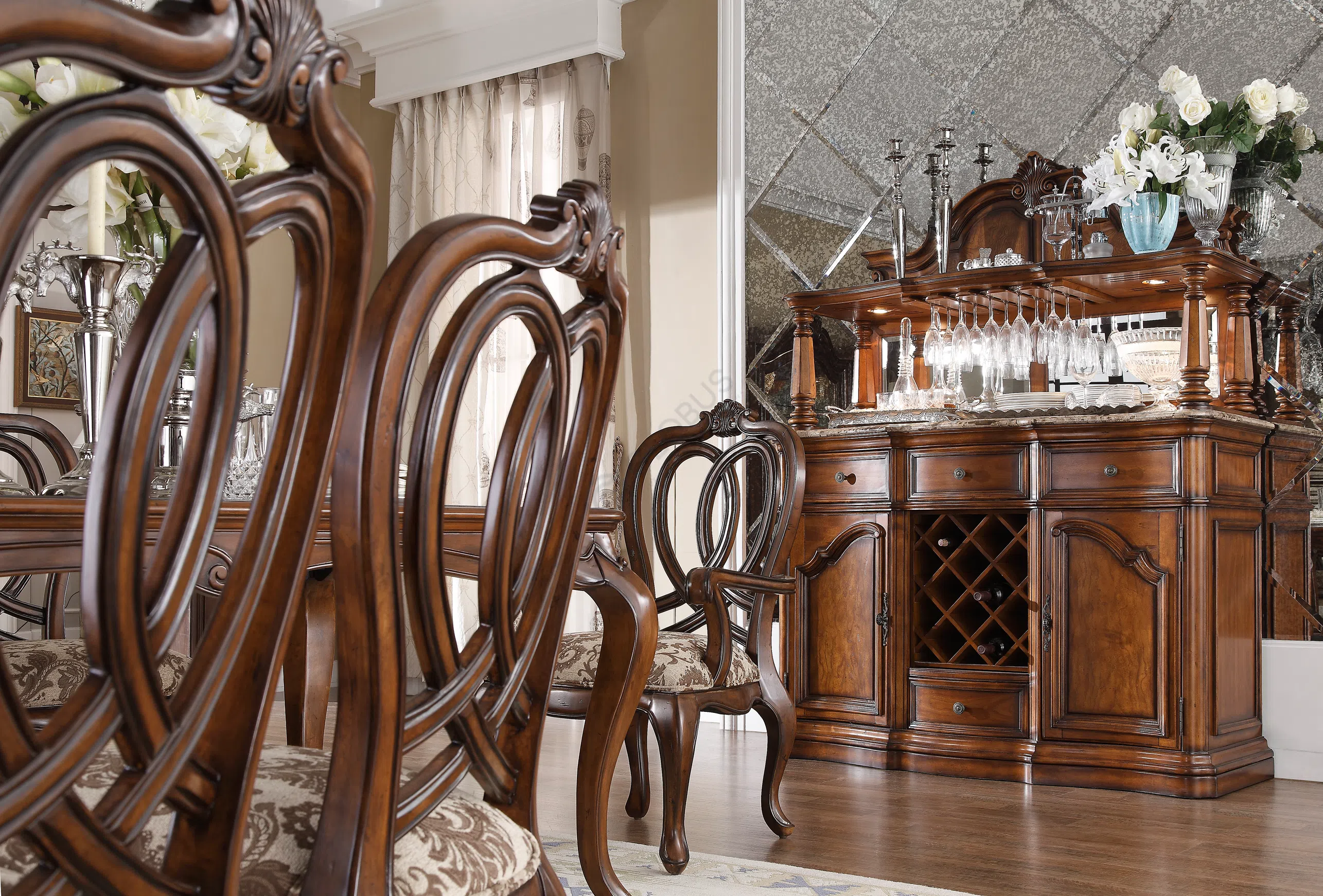 Буфет Marcelline