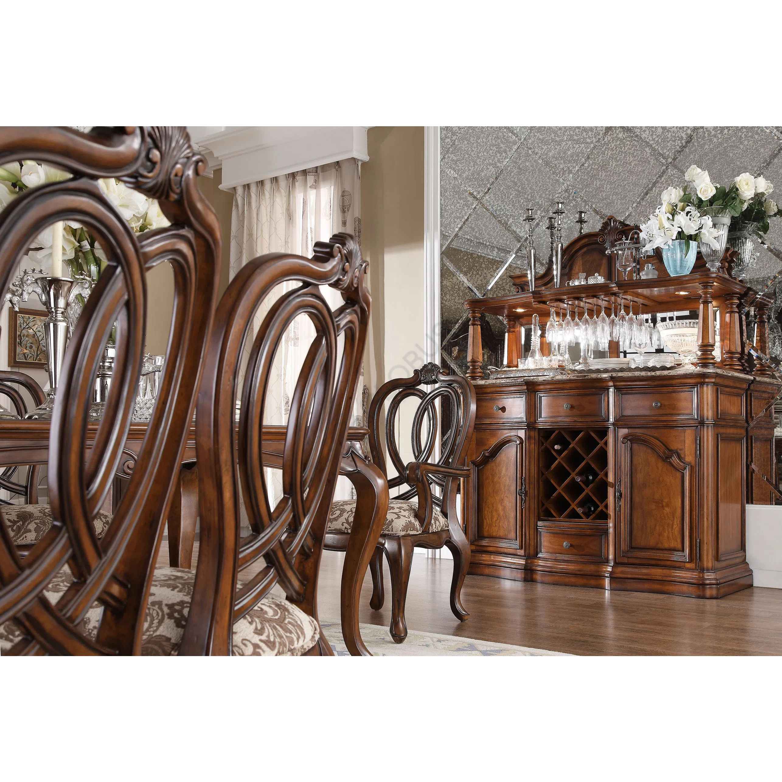 Буфет Marcelline