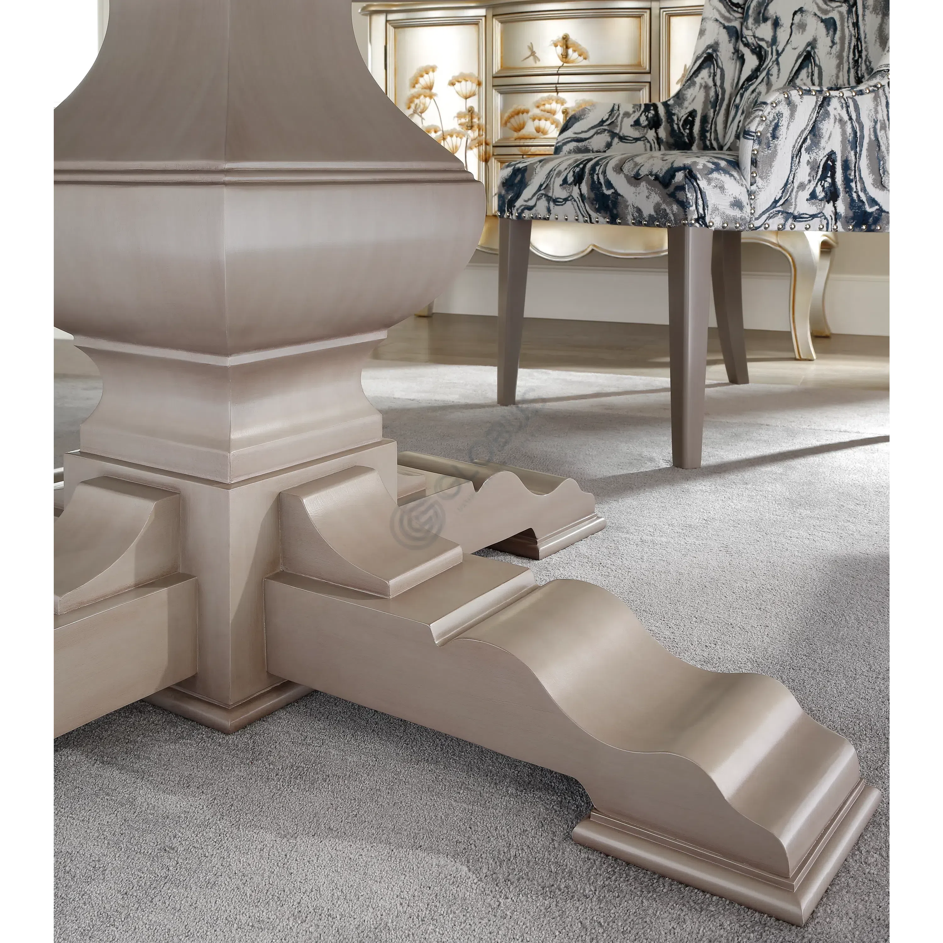 Обеденный стол Susurrus