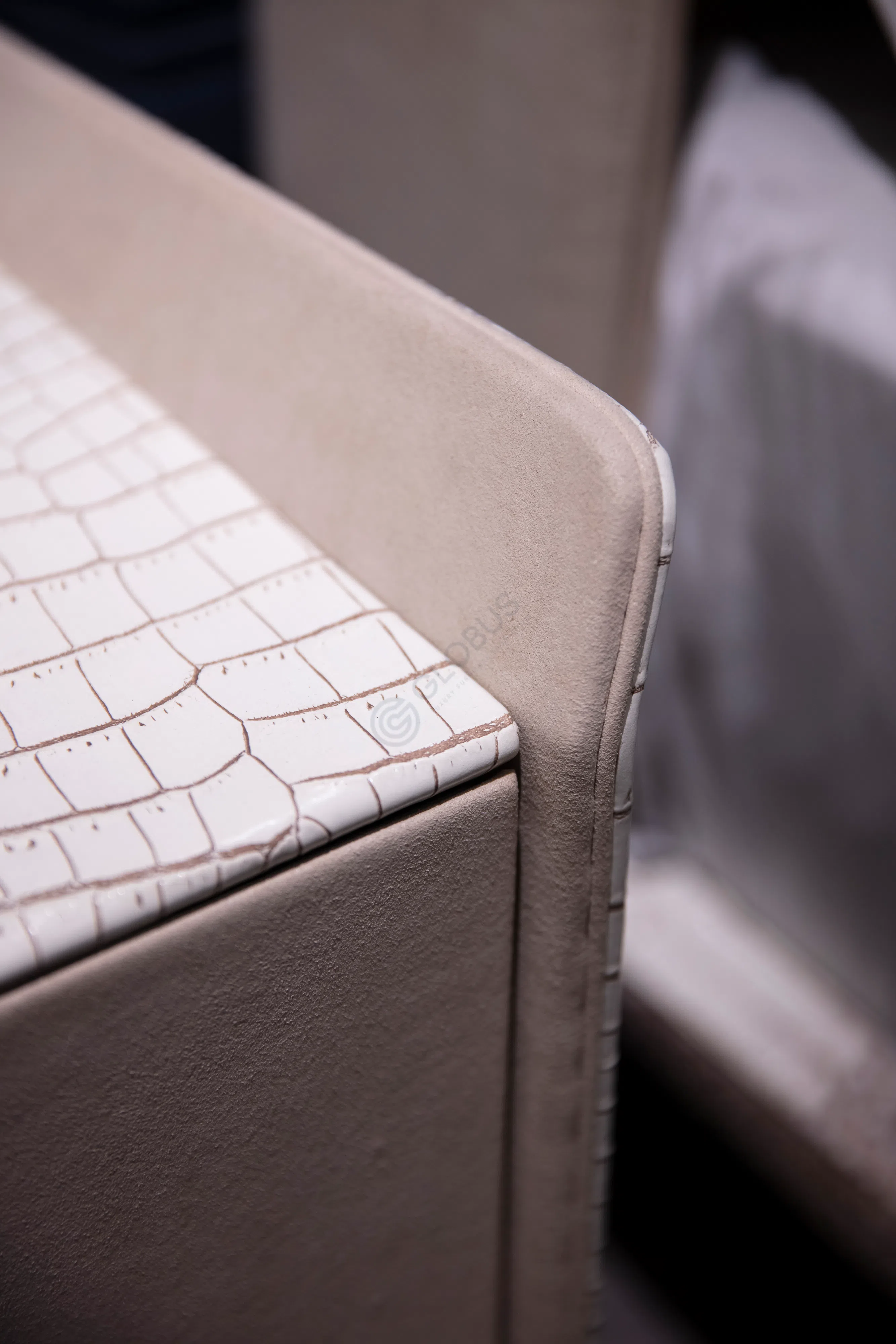 Прикроватная тумба Kalindi