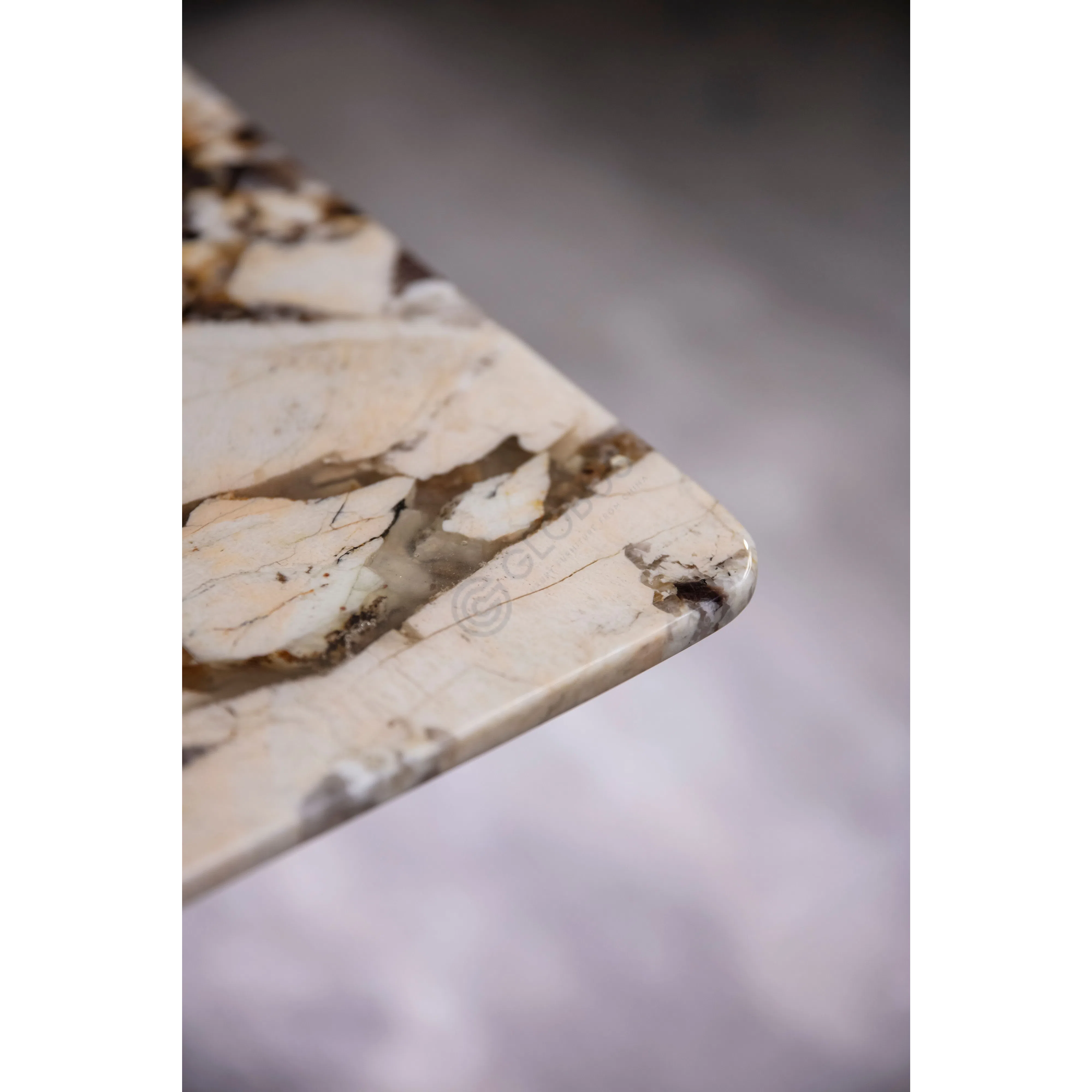 Обеденный стол Parva