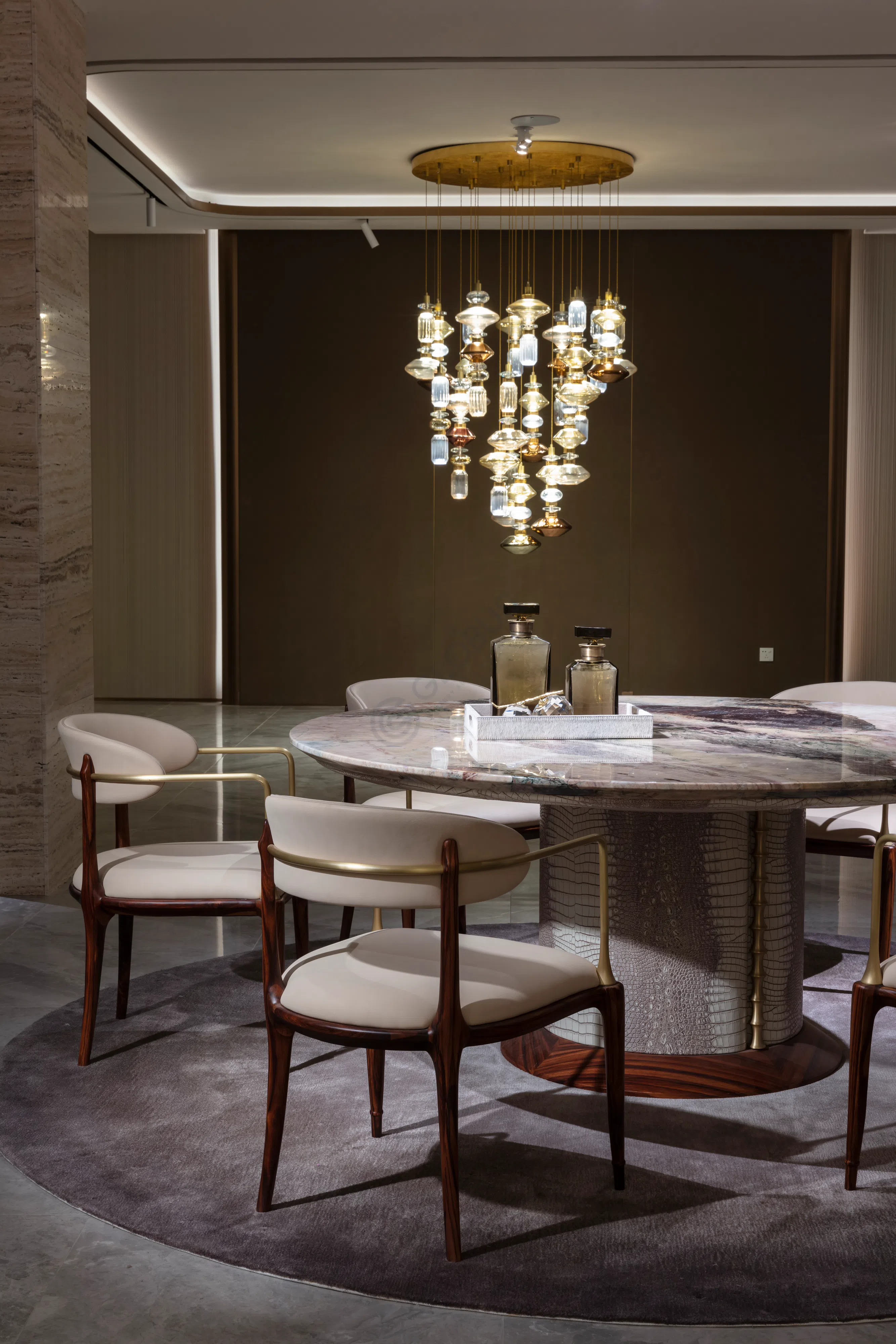 Обеденный стол Etterno