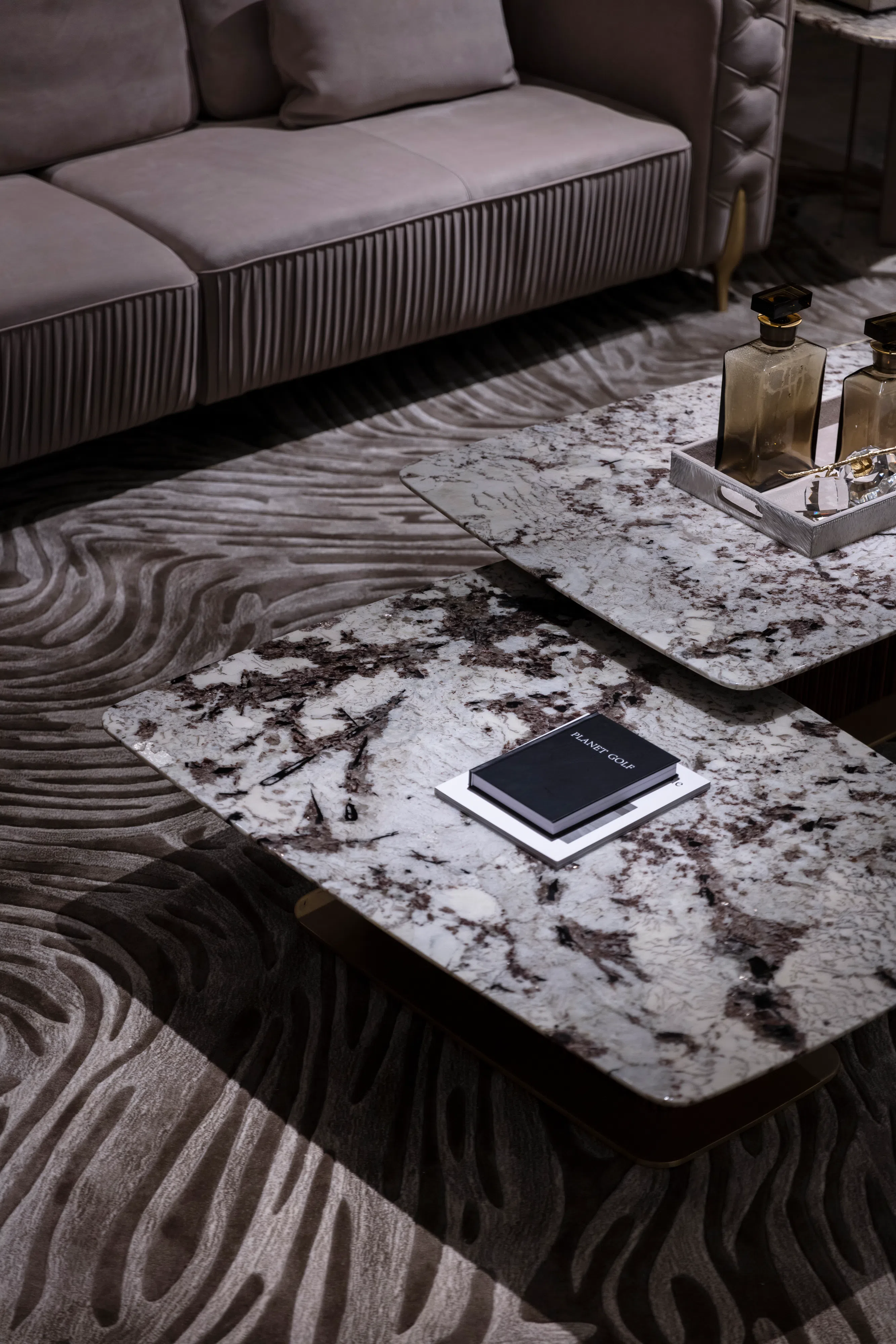 Журнальный столик Reiterato