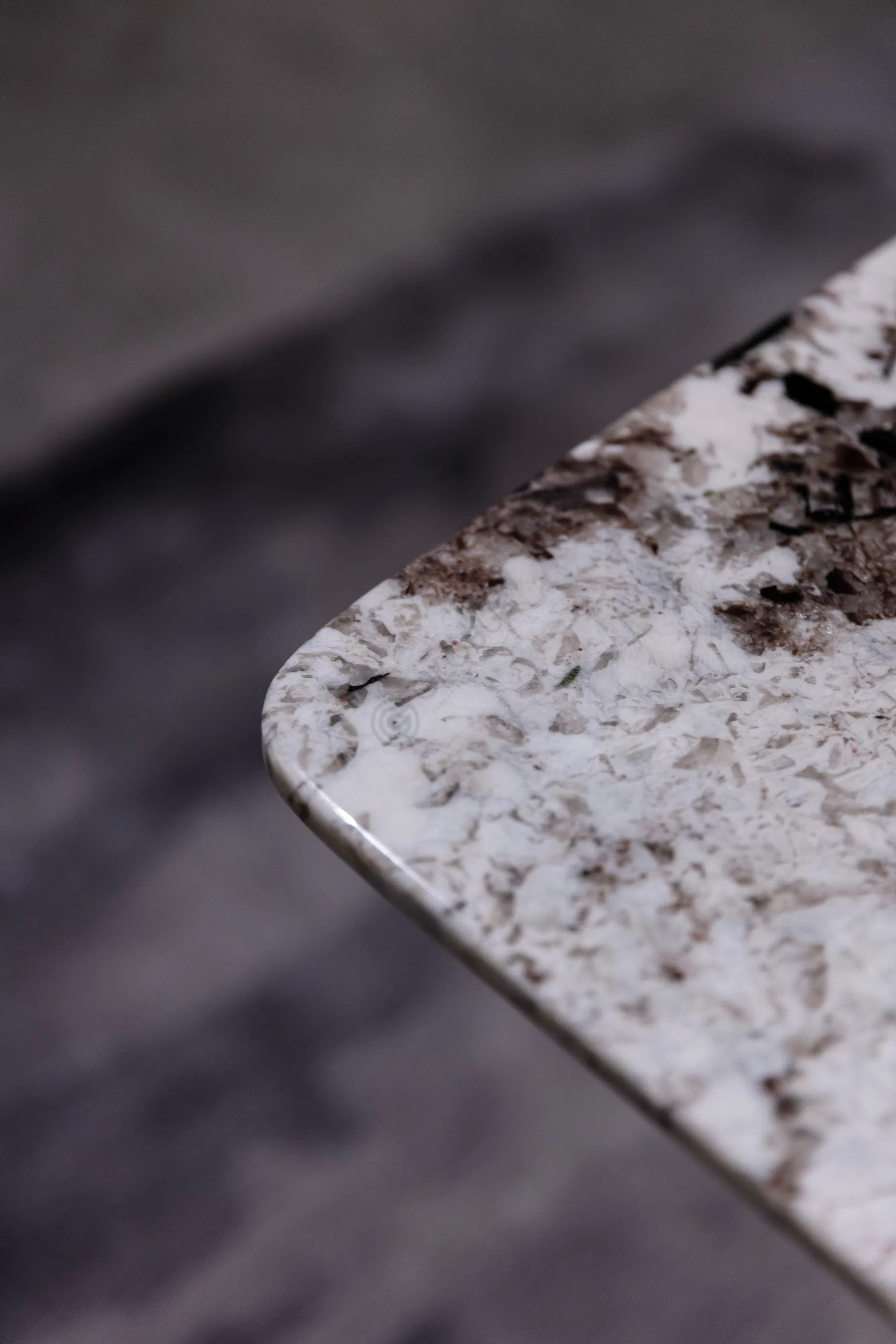 Обеденный стол Marcelo